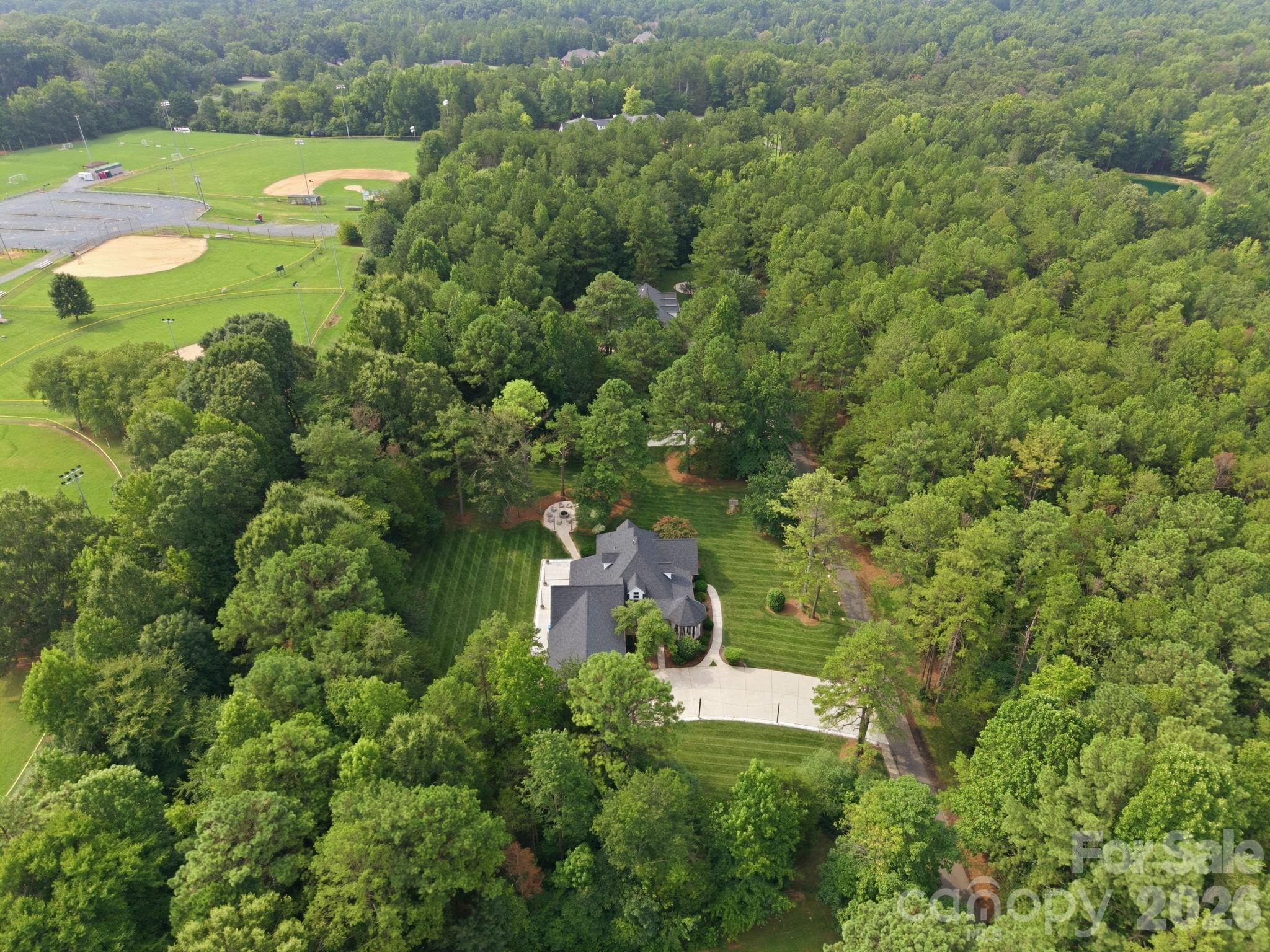 Single Family Residence at 9544 Brief Road, Mint Hill, photo 5 of 48