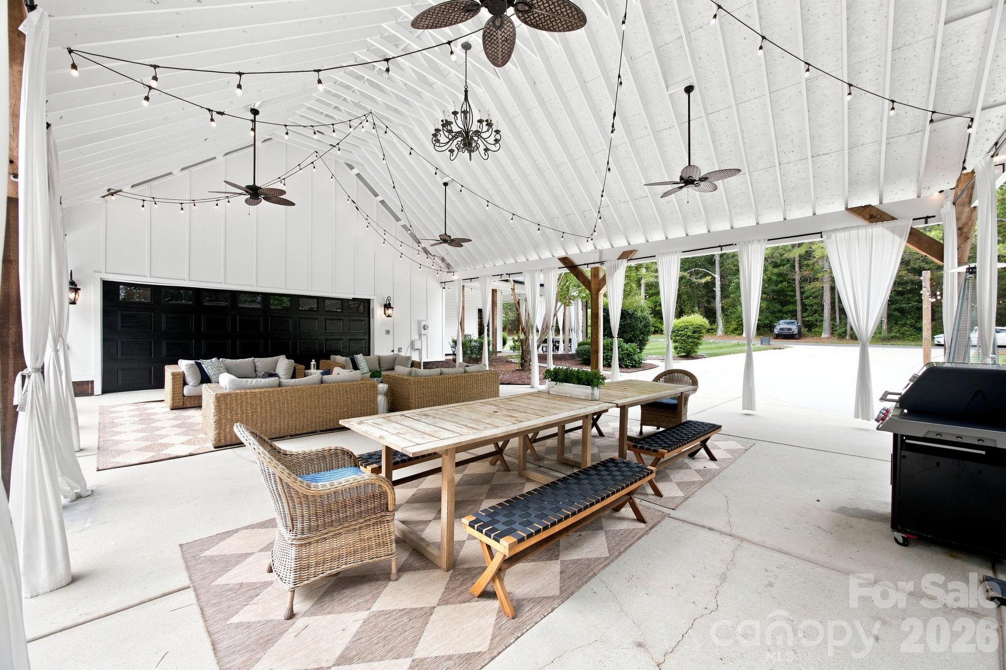 Single Family Residence at 9544 Brief Road, Mint Hill, photo 10 of 48