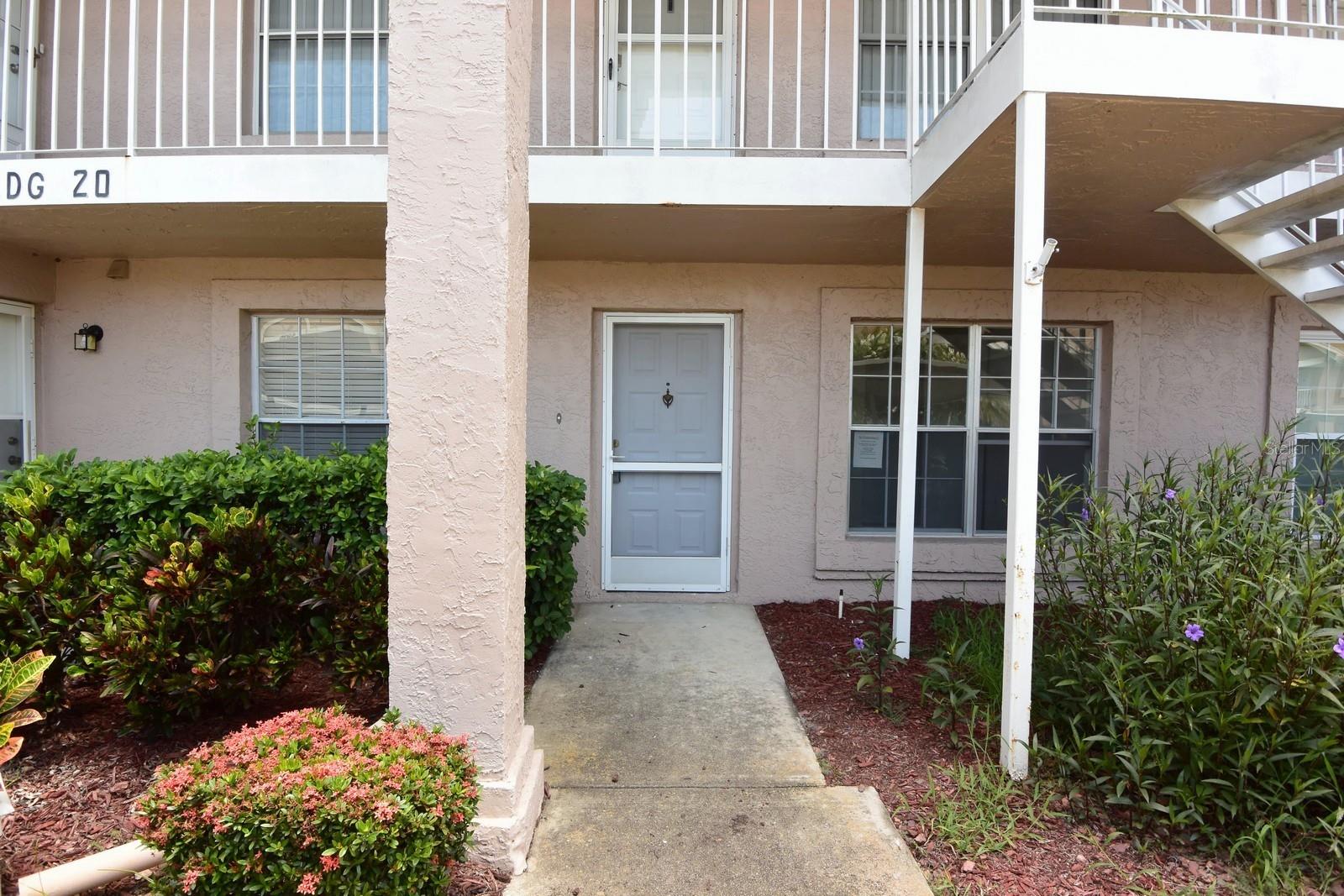 Condominium at 4908 MYRTLE OAK DR #12, NEW PORT RICHEY, photo 3 of 29