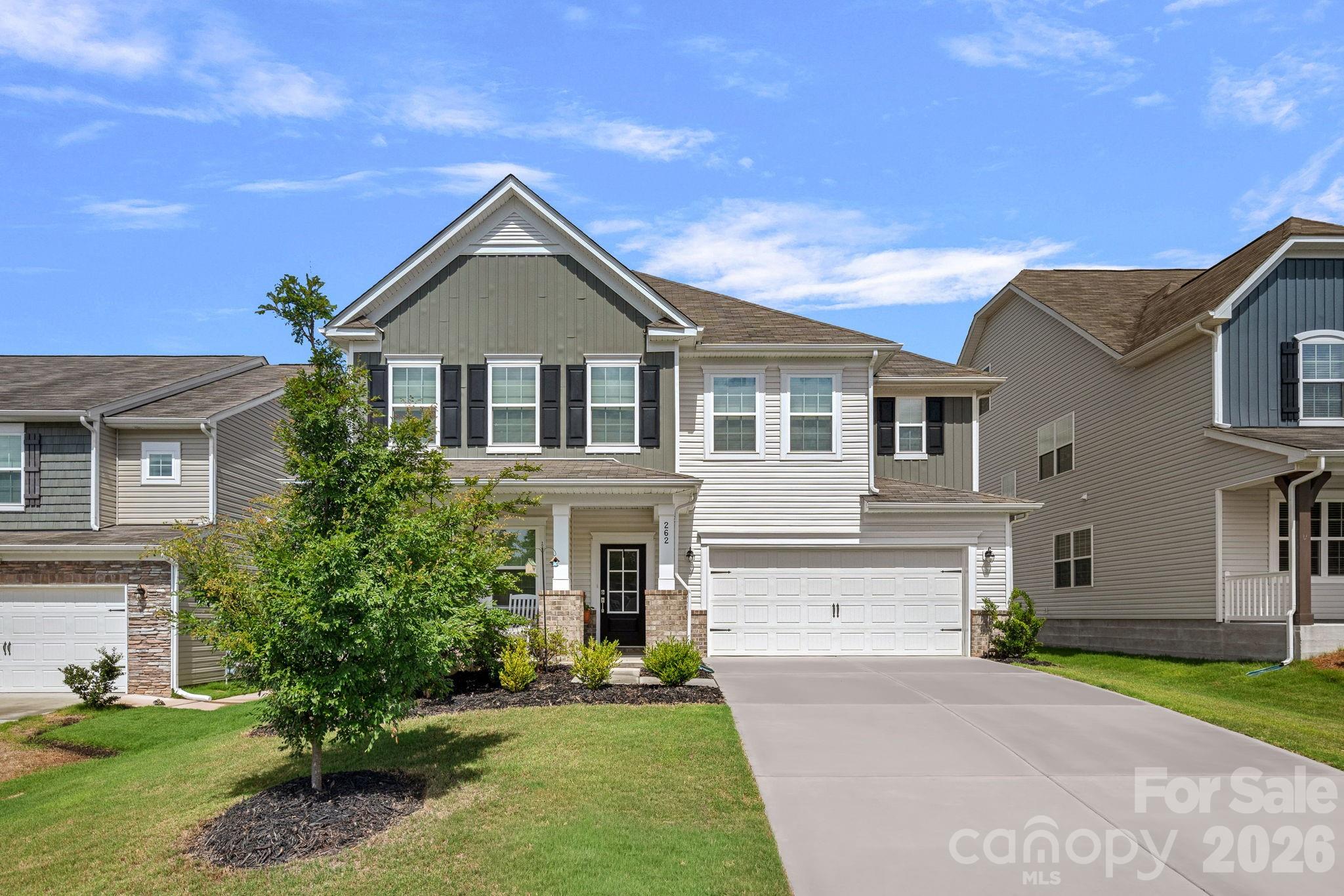 Single Family Residence at 262 Abersham Drive, Mooresville, photo 3 of 37