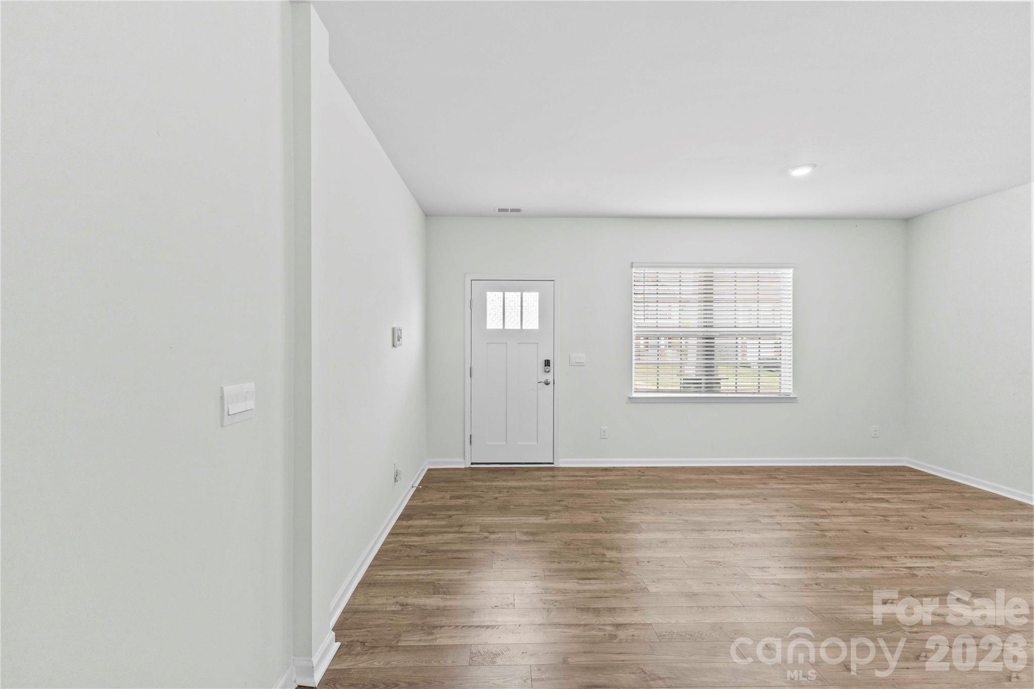 family/dining room - 134 Giant Oak Avenue, Statesville