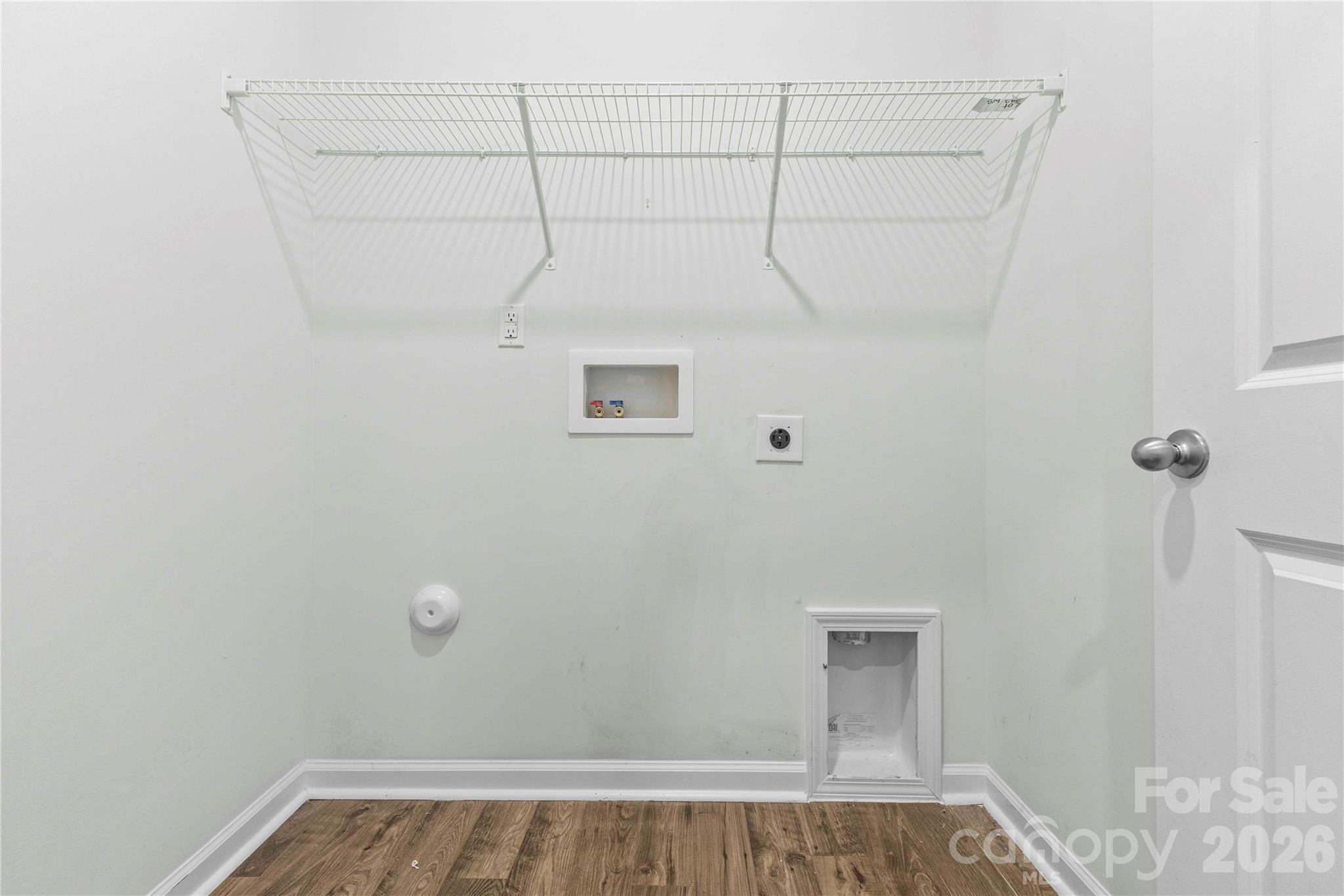 laundry room - 134 Giant Oak Avenue, Statesville