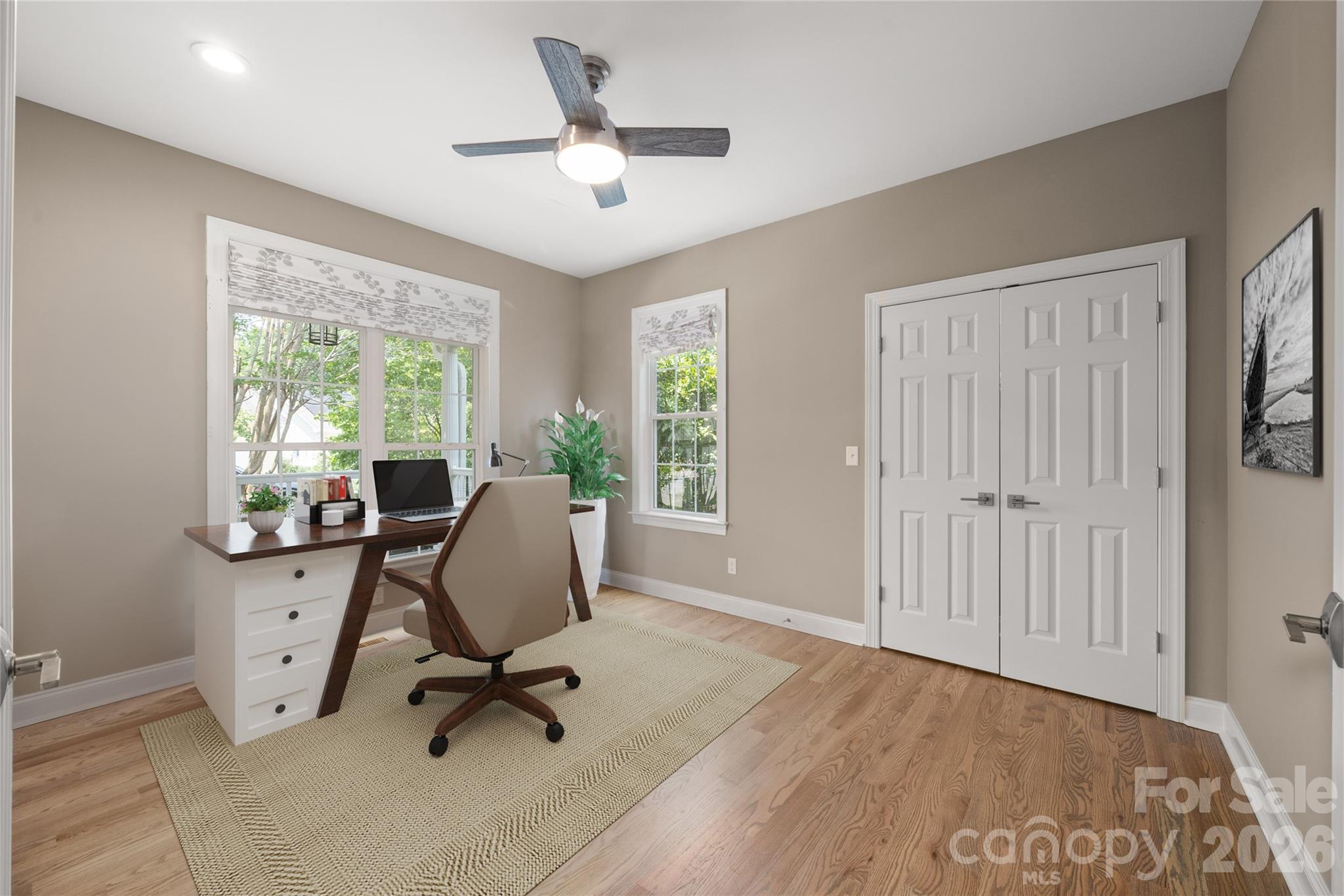 Single Family Residence at 14 Waterbury Court, Hendersonville, photo 8 of 48