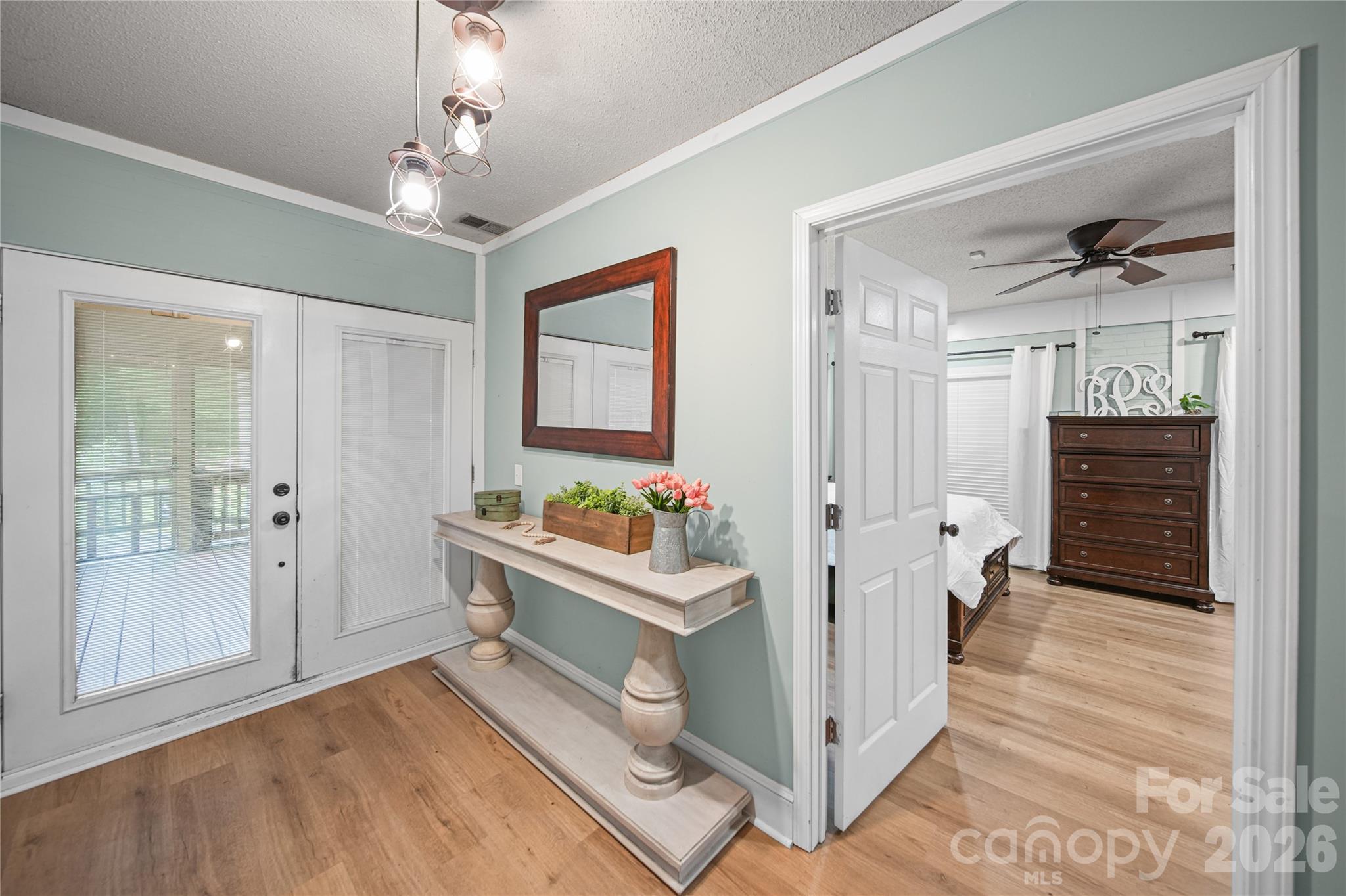 Single Family Residence at 2141 Moonstone Drive, Concord, photo 11 of 34