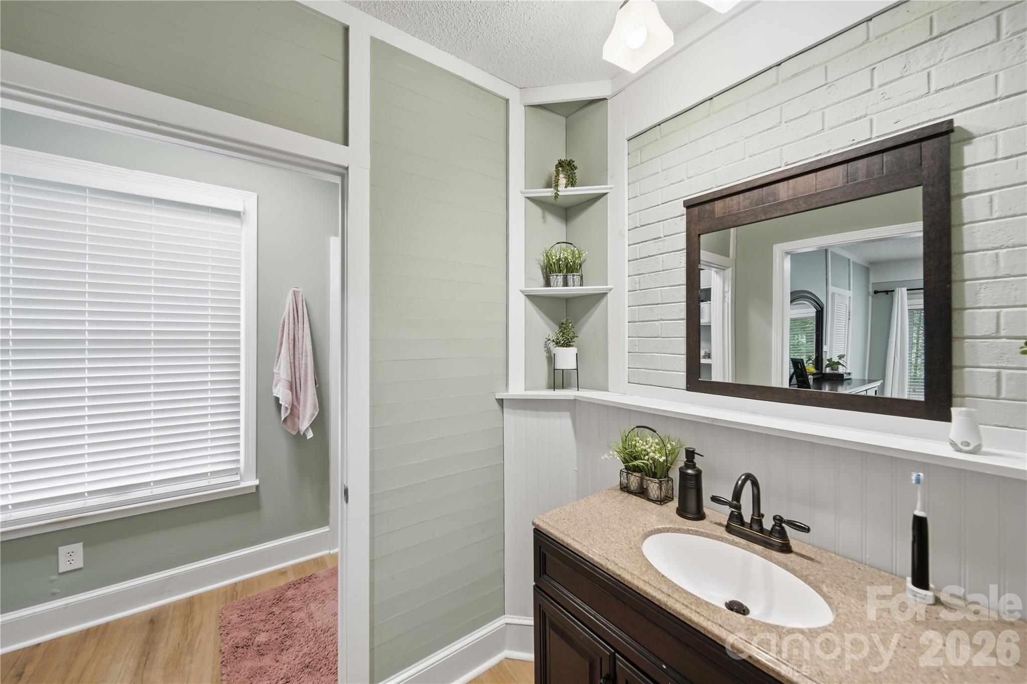 Single Family Residence at 2141 Moonstone Drive, Concord, photo 15 of 34