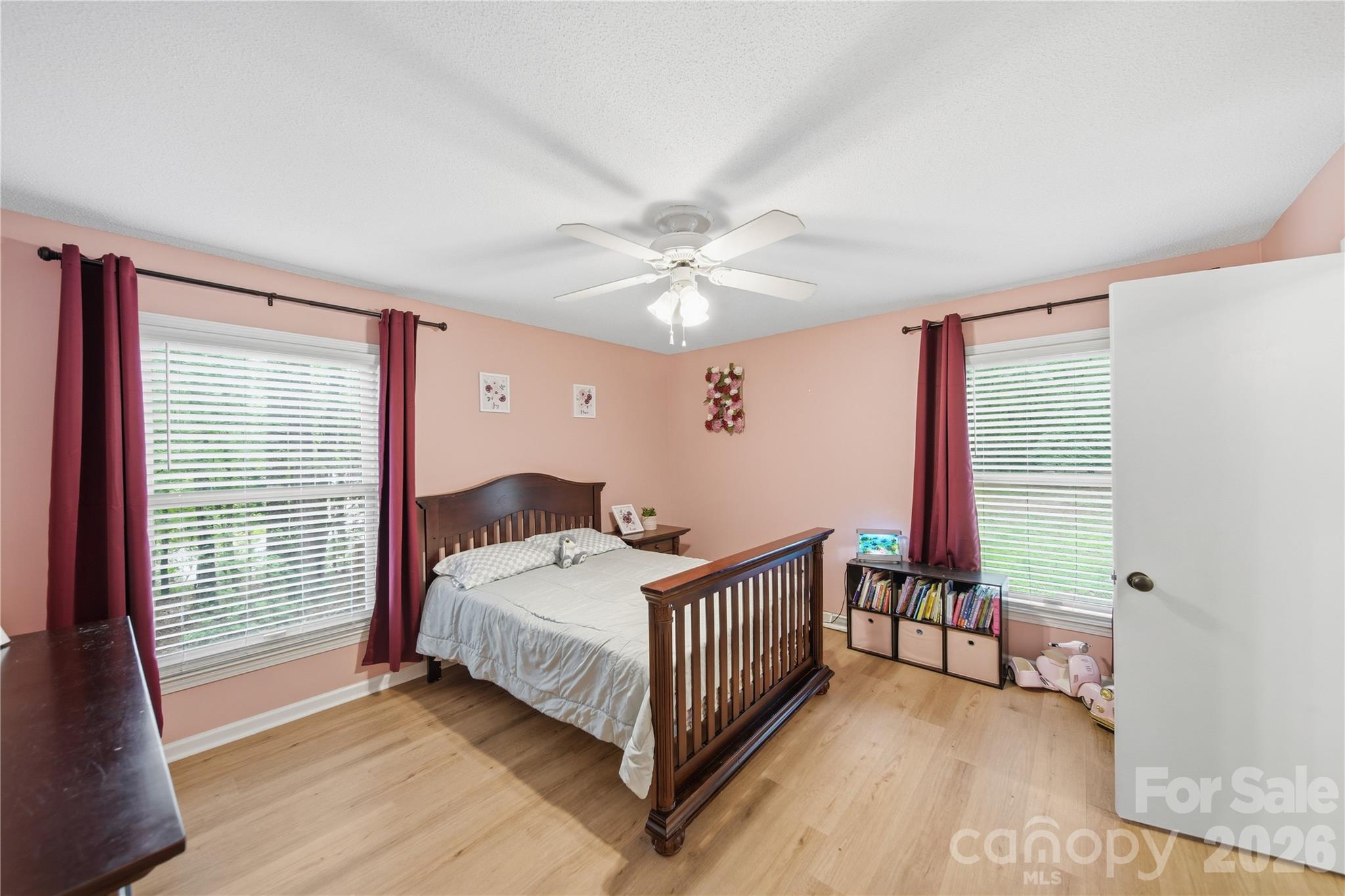 Single Family Residence at 2141 Moonstone Drive, Concord, photo 23 of 34