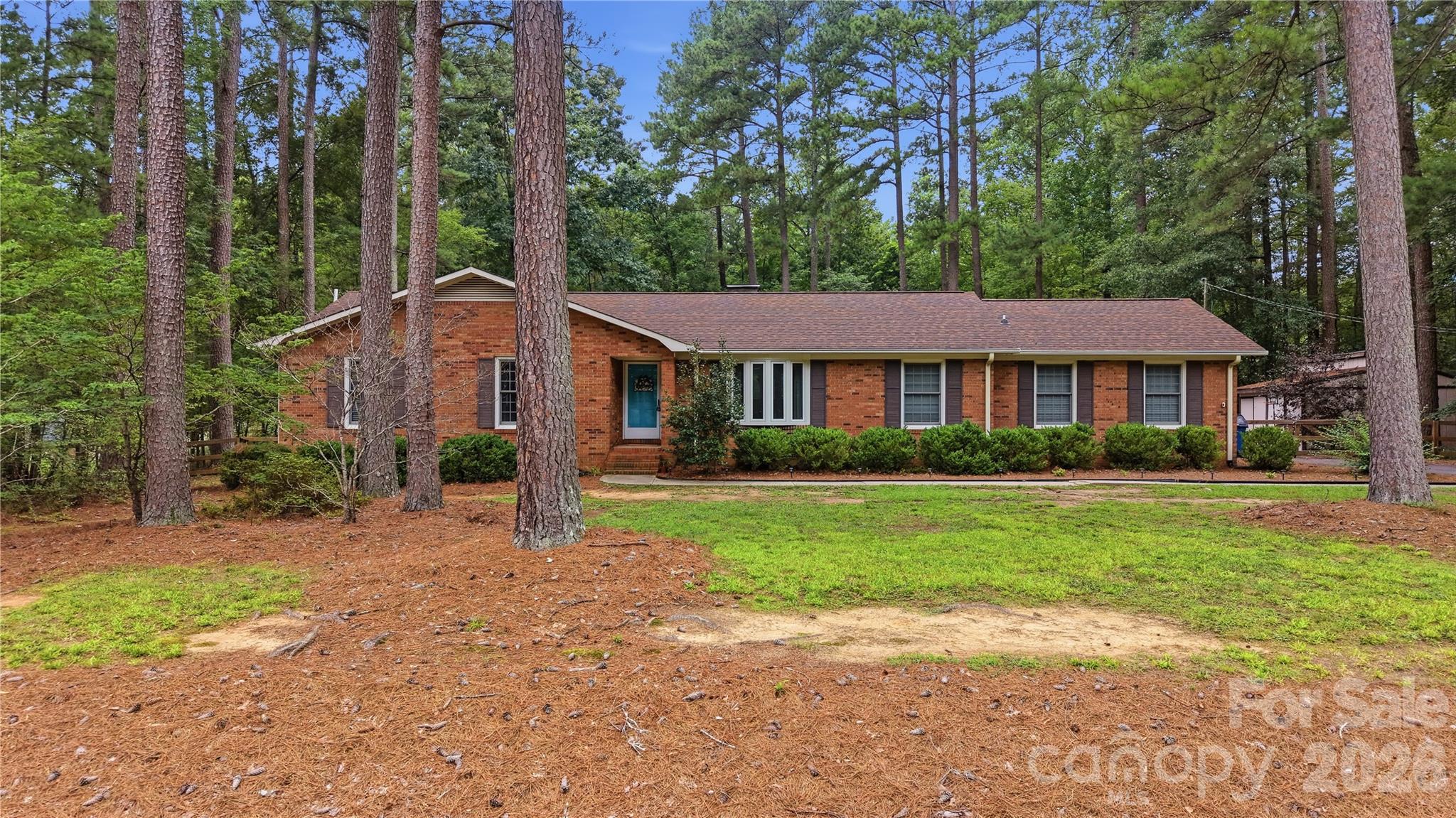 Single Family Residence at 2141 Moonstone Drive, Concord, photo 30 of 34