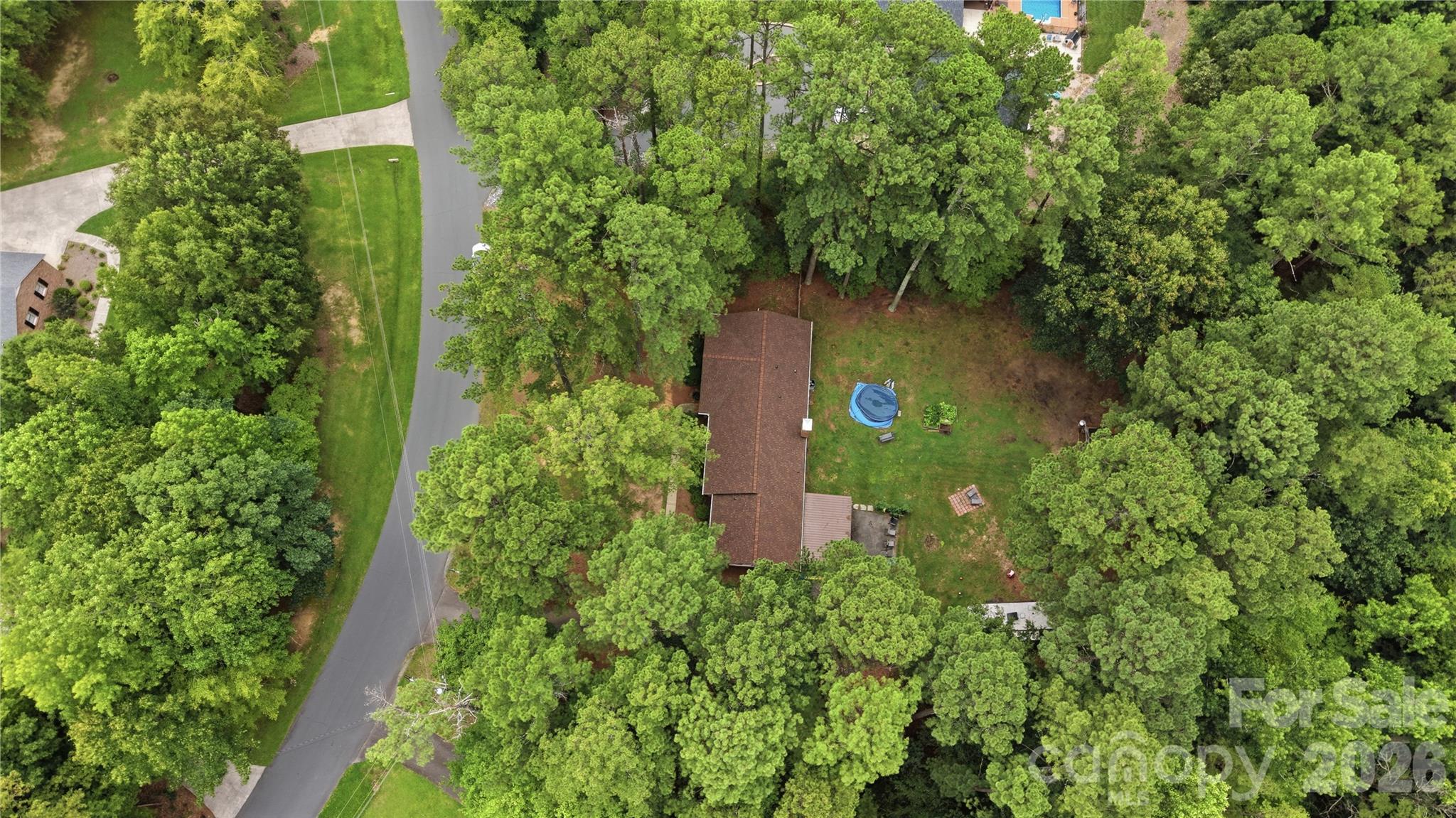 Single Family Residence at 2141 Moonstone Drive, Concord, photo 31 of 34