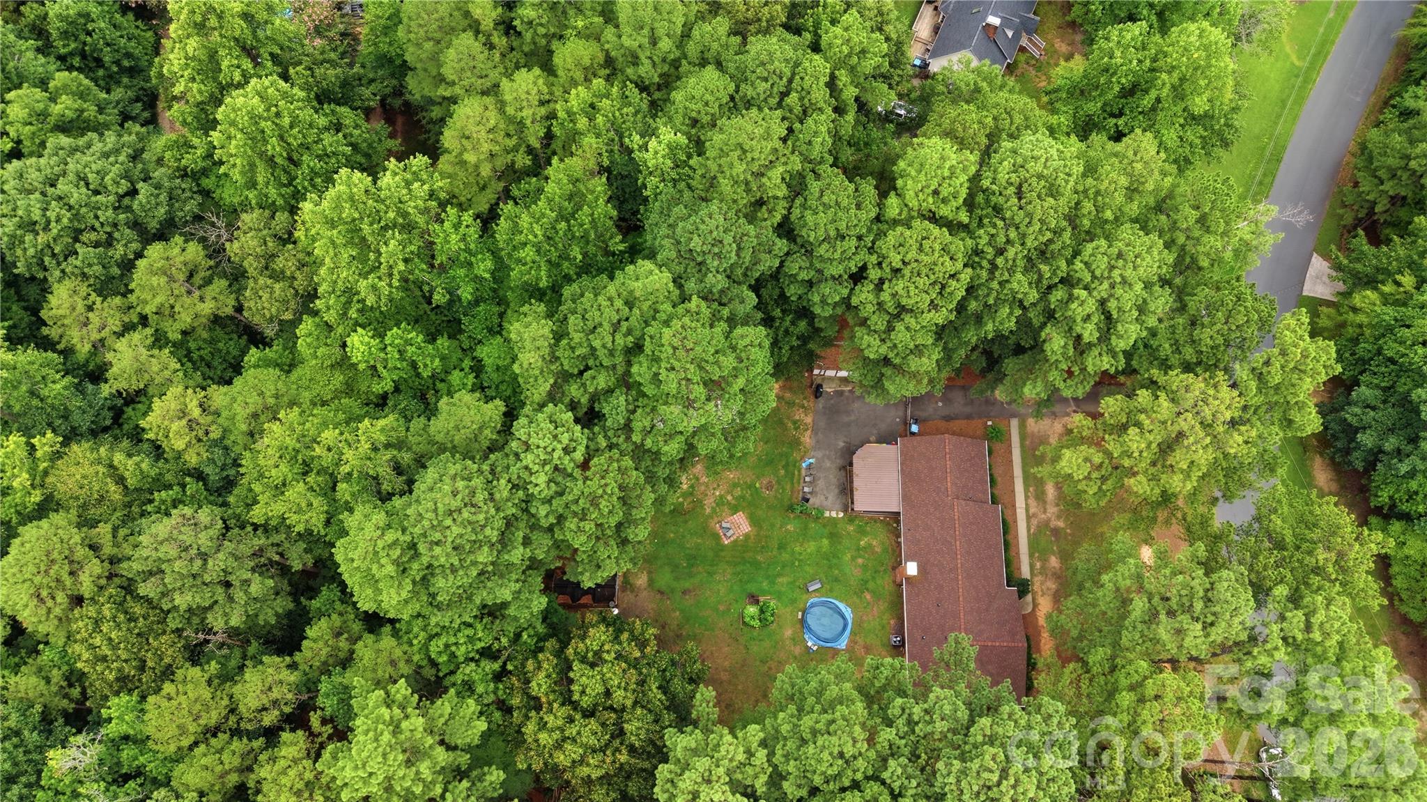 Single Family Residence at 2141 Moonstone Drive, Concord, photo 33 of 34
