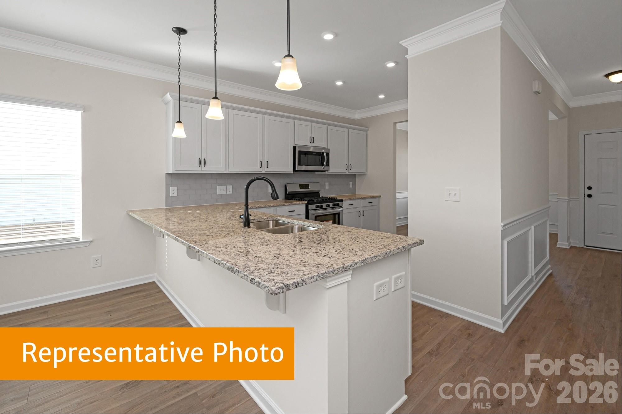 Single Family Residence at 1717 N Rankin Avenue, Newton, photo 4 of 25