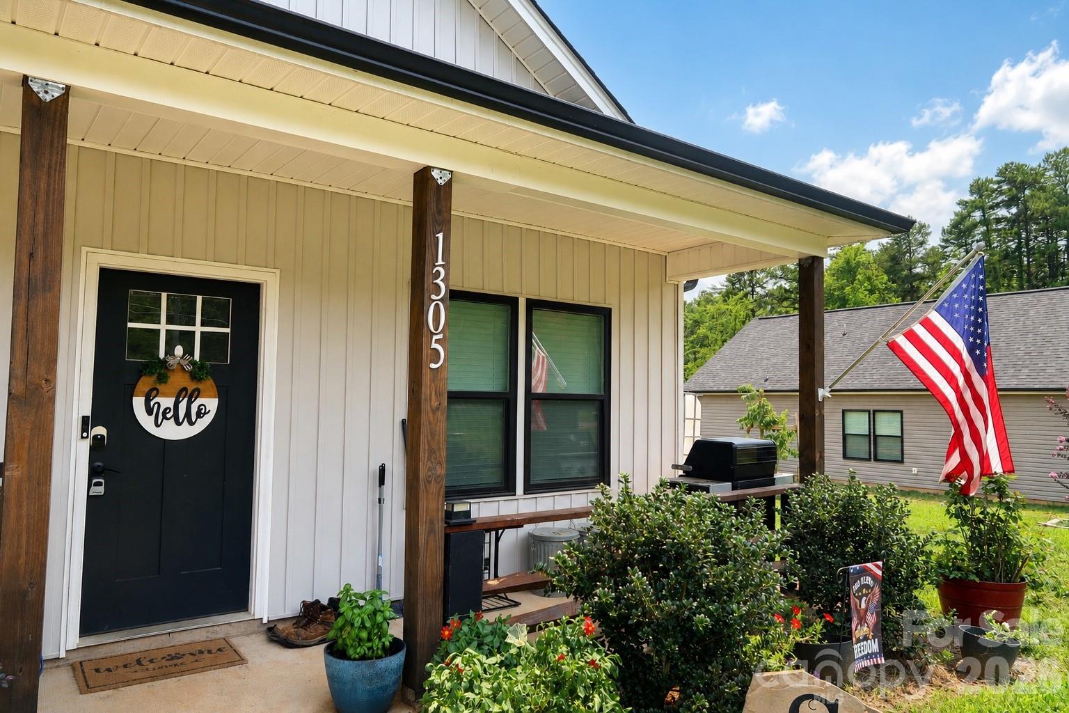 Single Family Residence at 1305 Scout Road, Salisbury, photo 4 of 16