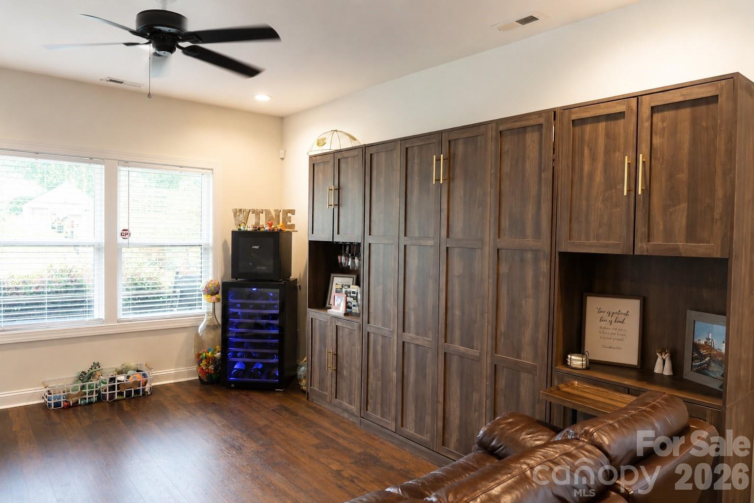 Single Family Residence at 1305 Scout Road, Salisbury, photo 5 of 16