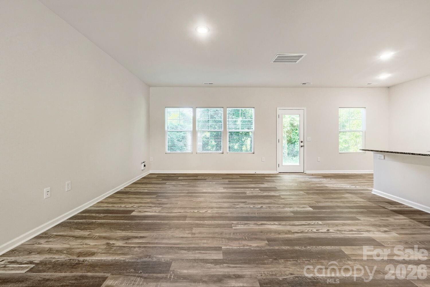 Great Room - 436 W Mclelland Avenue, Mooresville