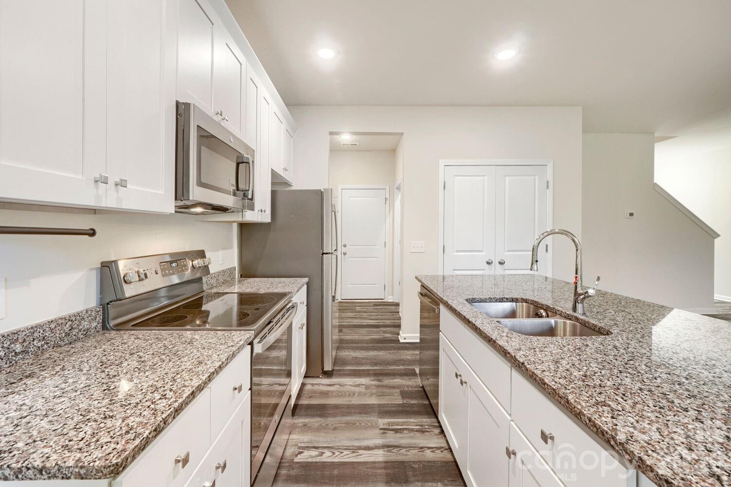Kitchen - 436 W Mclelland Avenue, Mooresville