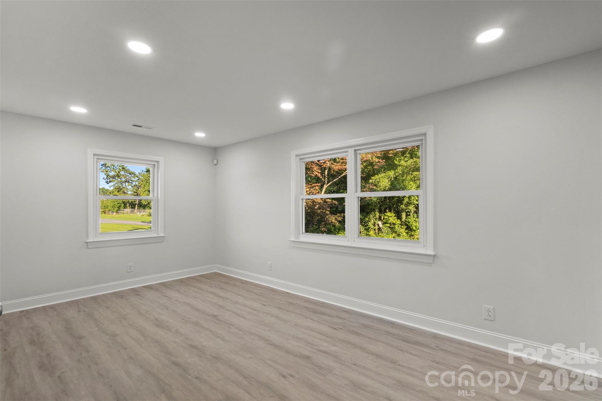 Office at 679 Oakridge Farm Highway, Mooresville, photo 18 of 30