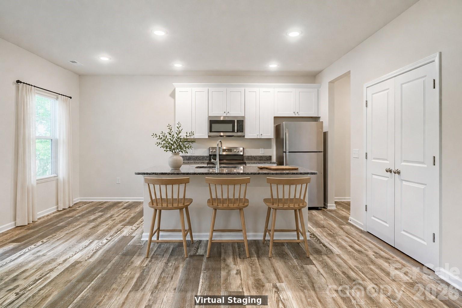 Virtual Staging Kitchen - 436 W Mclelland Avenue, Mooresville