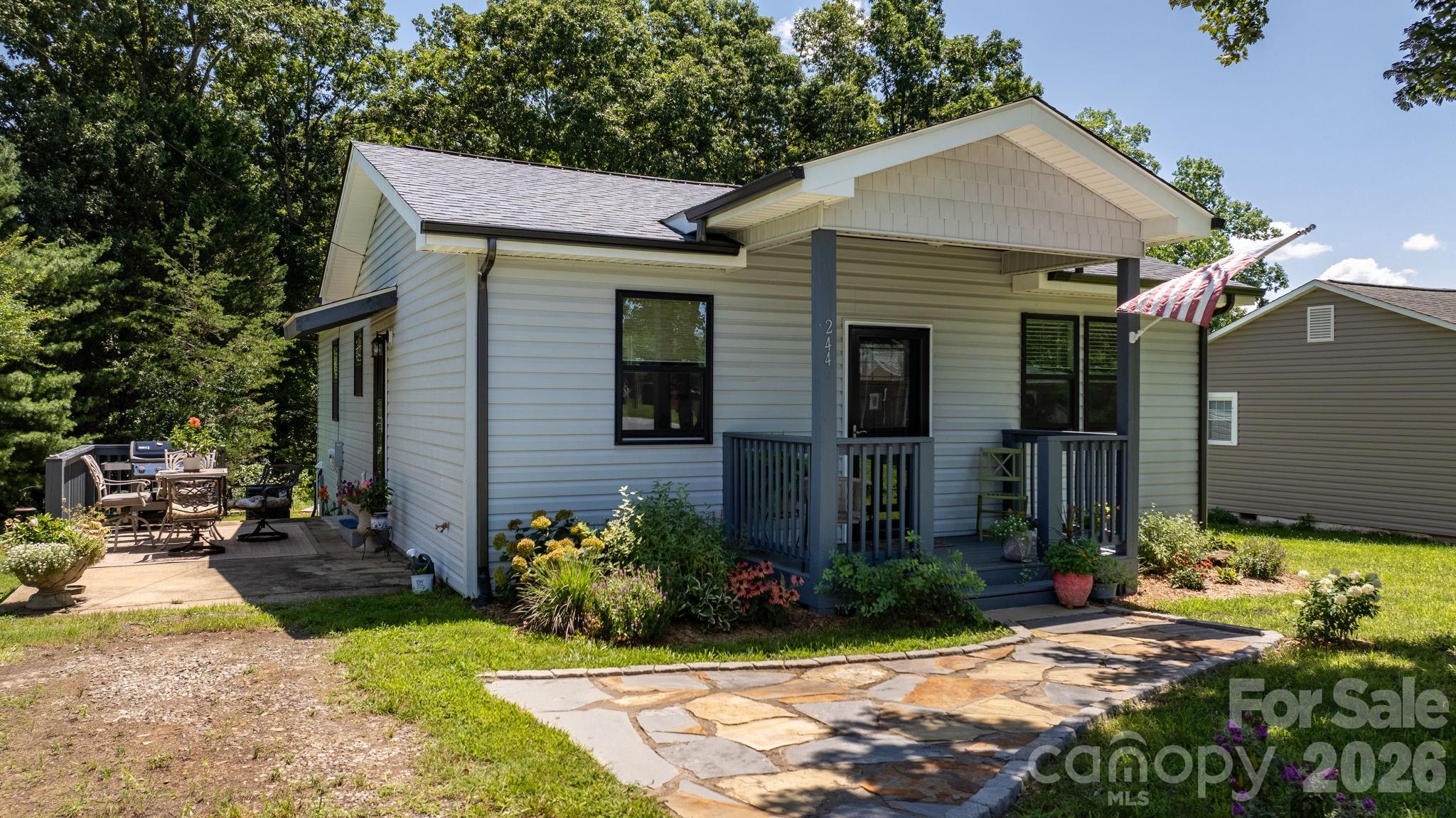 Single Family Residence at 244 Holly Street, Hudson, photo 2 of 32