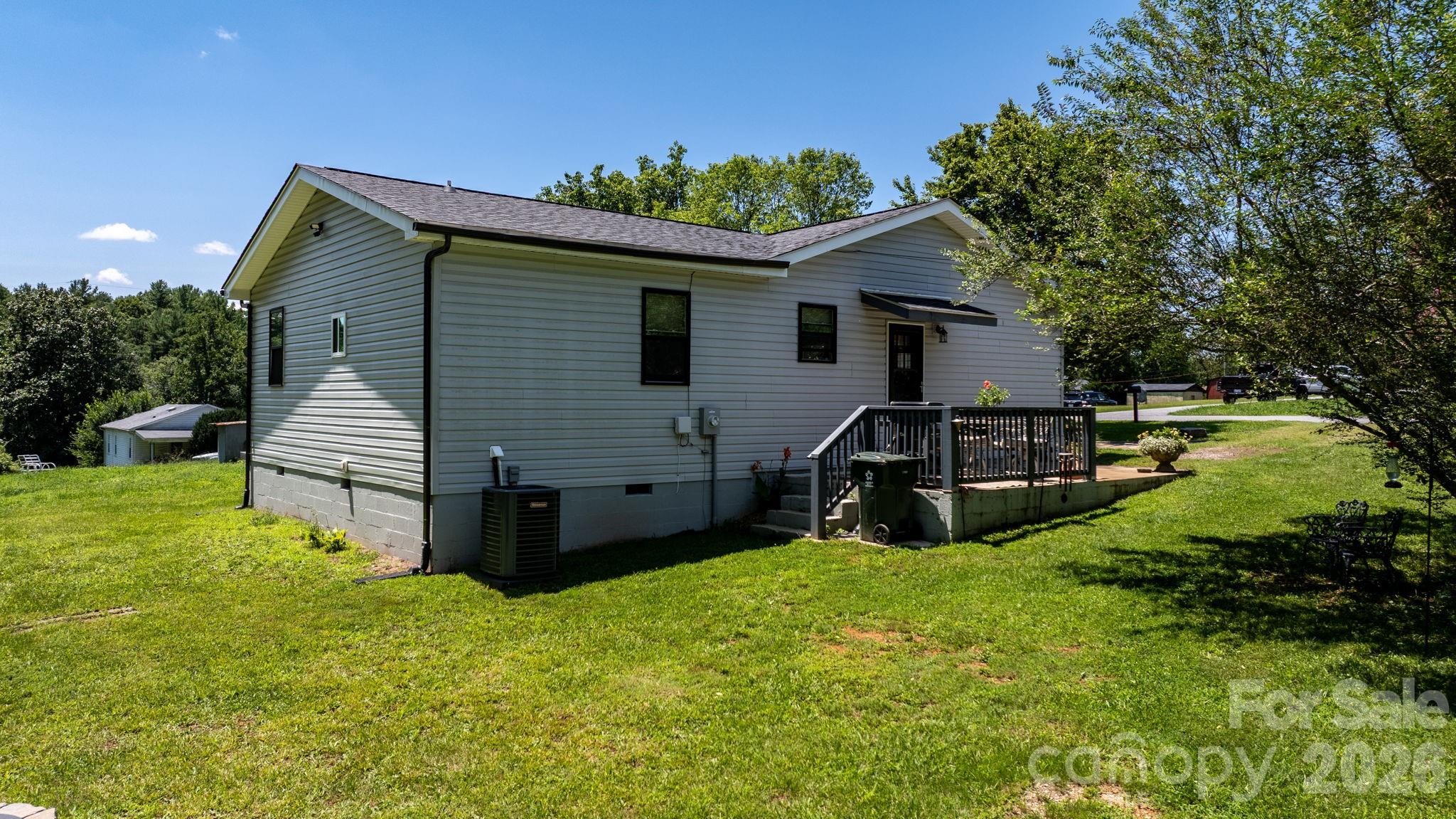 Single Family Residence at 244 Holly Street, Hudson, photo 23 of 32