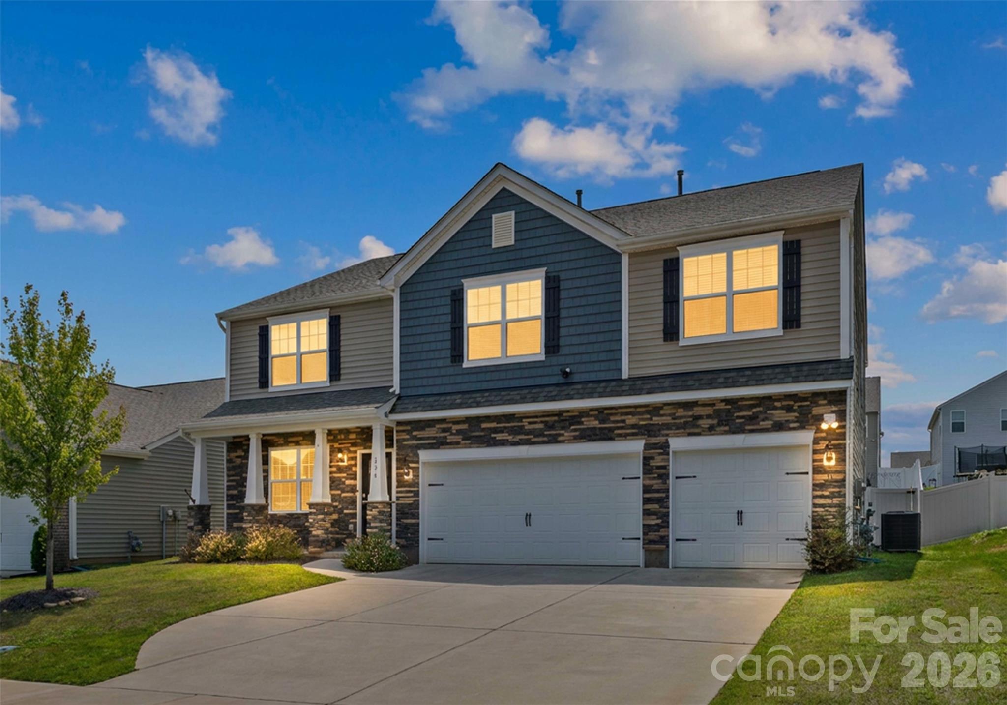 Glad to be home! - 134 Giant Oak Avenue, Statesville