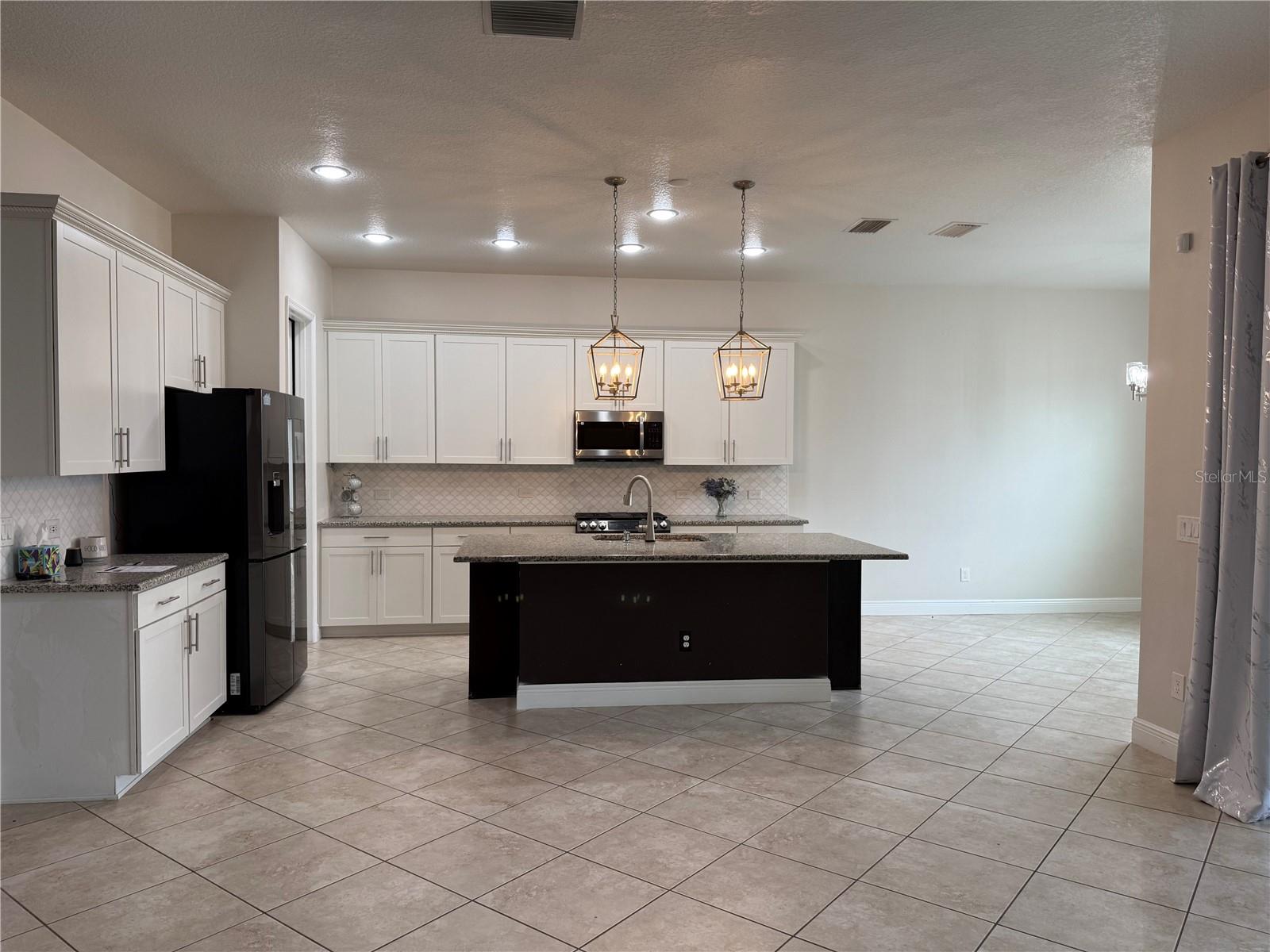 After move-out clean. - 9153 CARMELA AVE, DAVENPORT