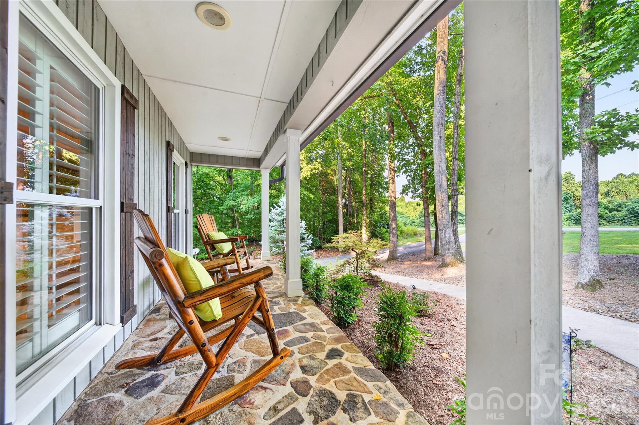 Ready to rock & relax!? - 1345 Gaston Day School Road, Gastonia