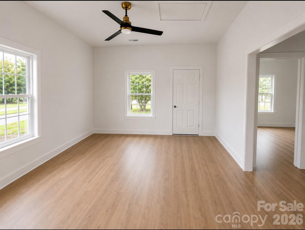 Single Family Residence at 207 Chestnut Street, Gaffney, photo 3 of 13