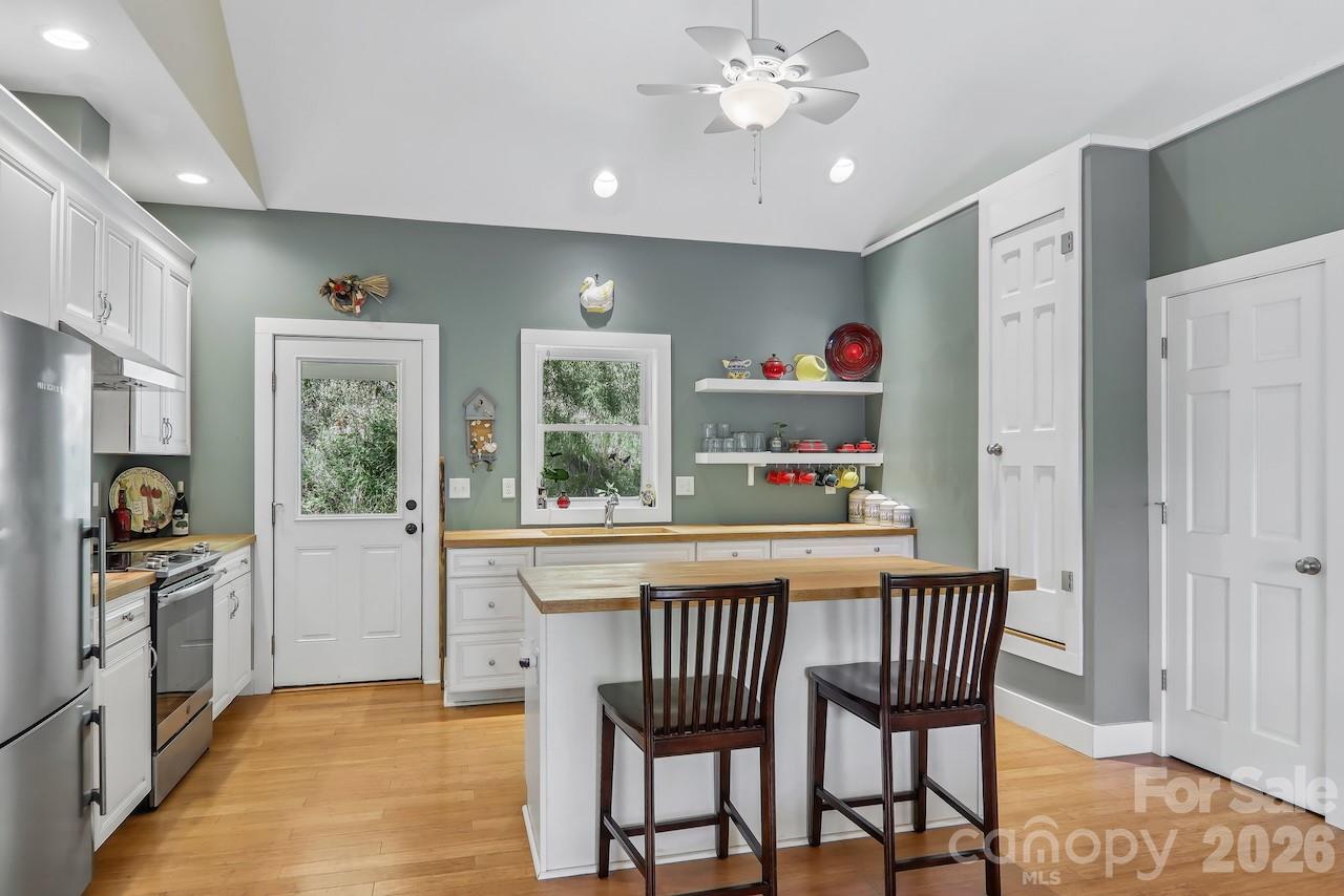 Single Family Residence at 280 Kelses Valley Drive, Mars Hill, photo 23 of 48