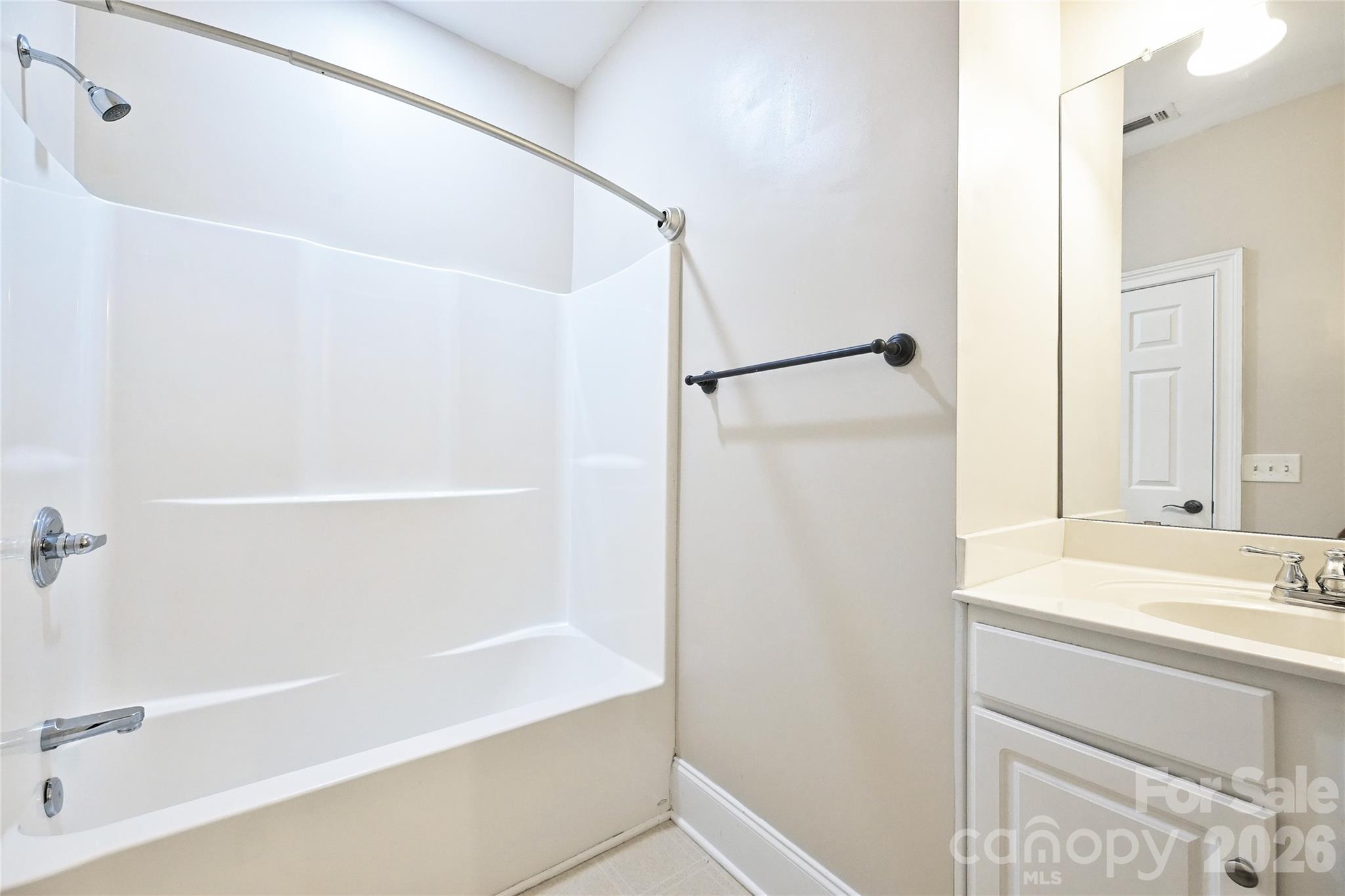 2nd Floor Bedroom En Suite Bathroom - 5732 Village Drive NW, Concord