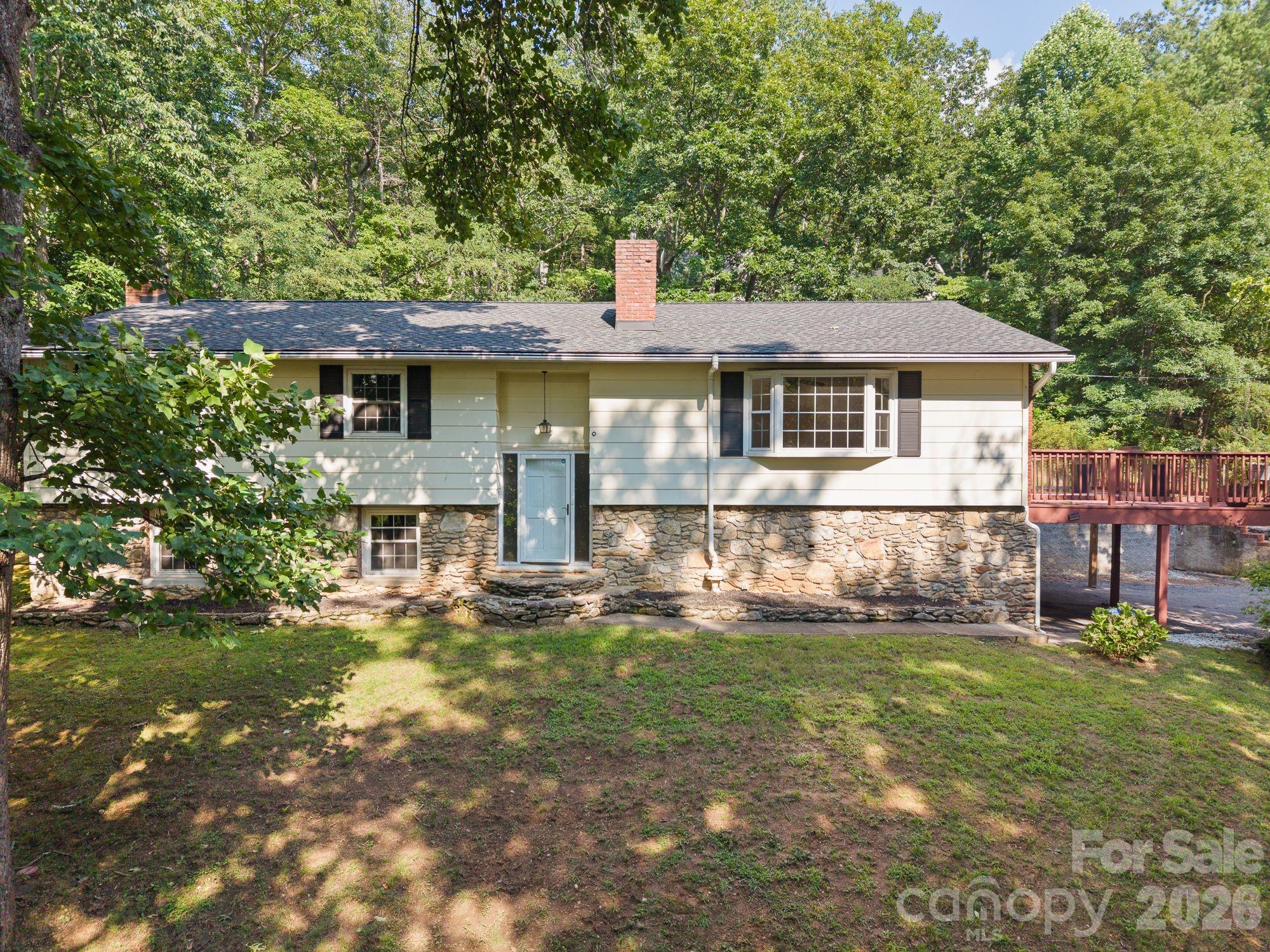 Single Family Residence at 233 Church Road, Fairview, photo 34 of 40