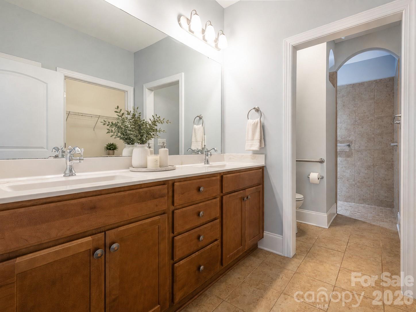 Virtually staged primary bathroom - 4534 Ideal Way, Harrisburg