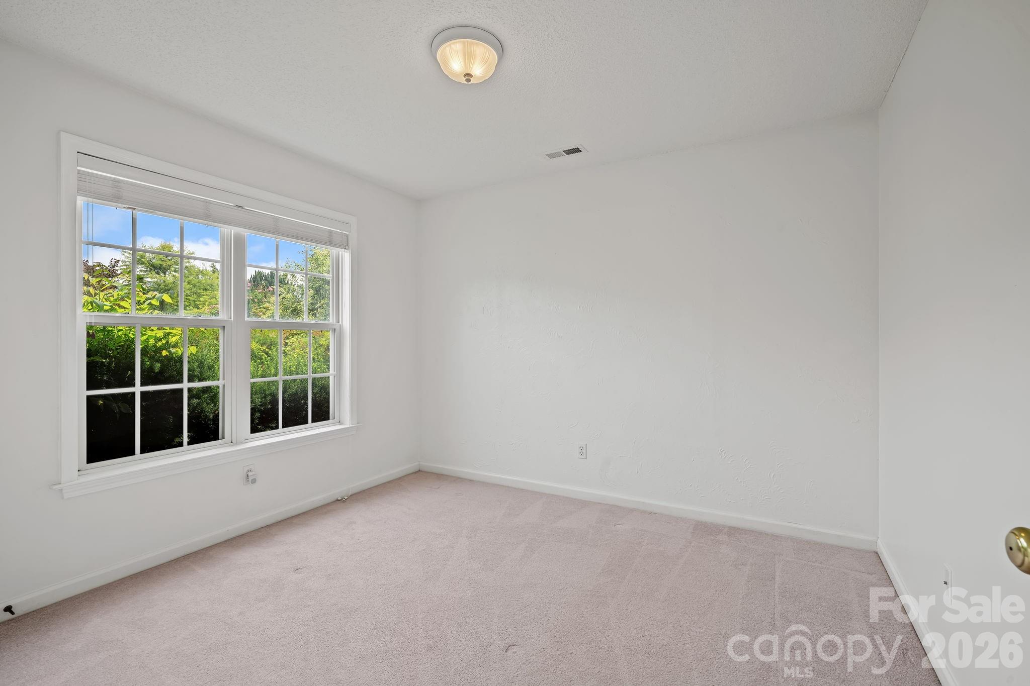 Single Family Residence at 200 Planters Creek Road, Fletcher, photo 23 of 39