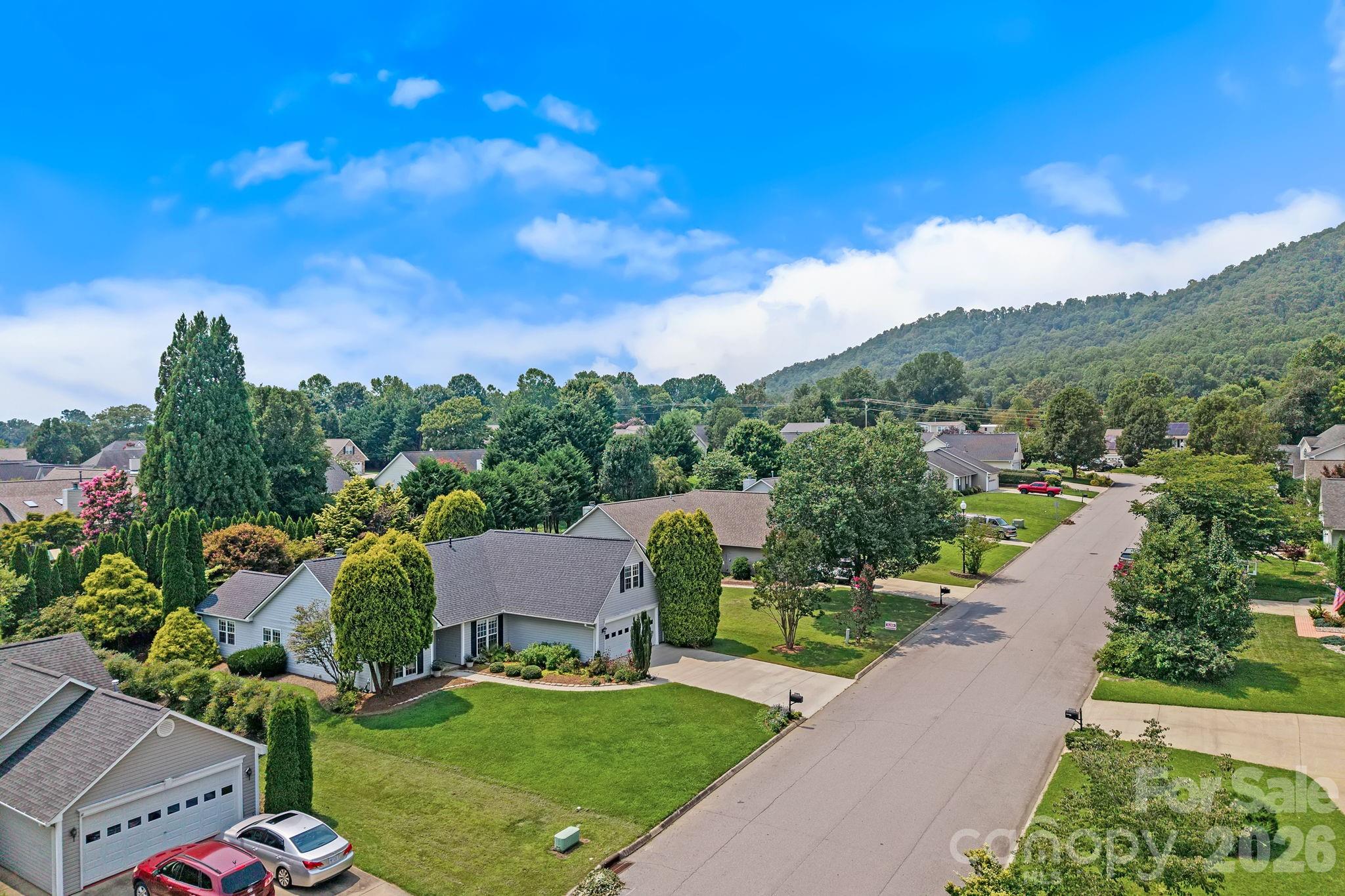 Single Family Residence at 200 Planters Creek Road, Fletcher, photo 31 of 39