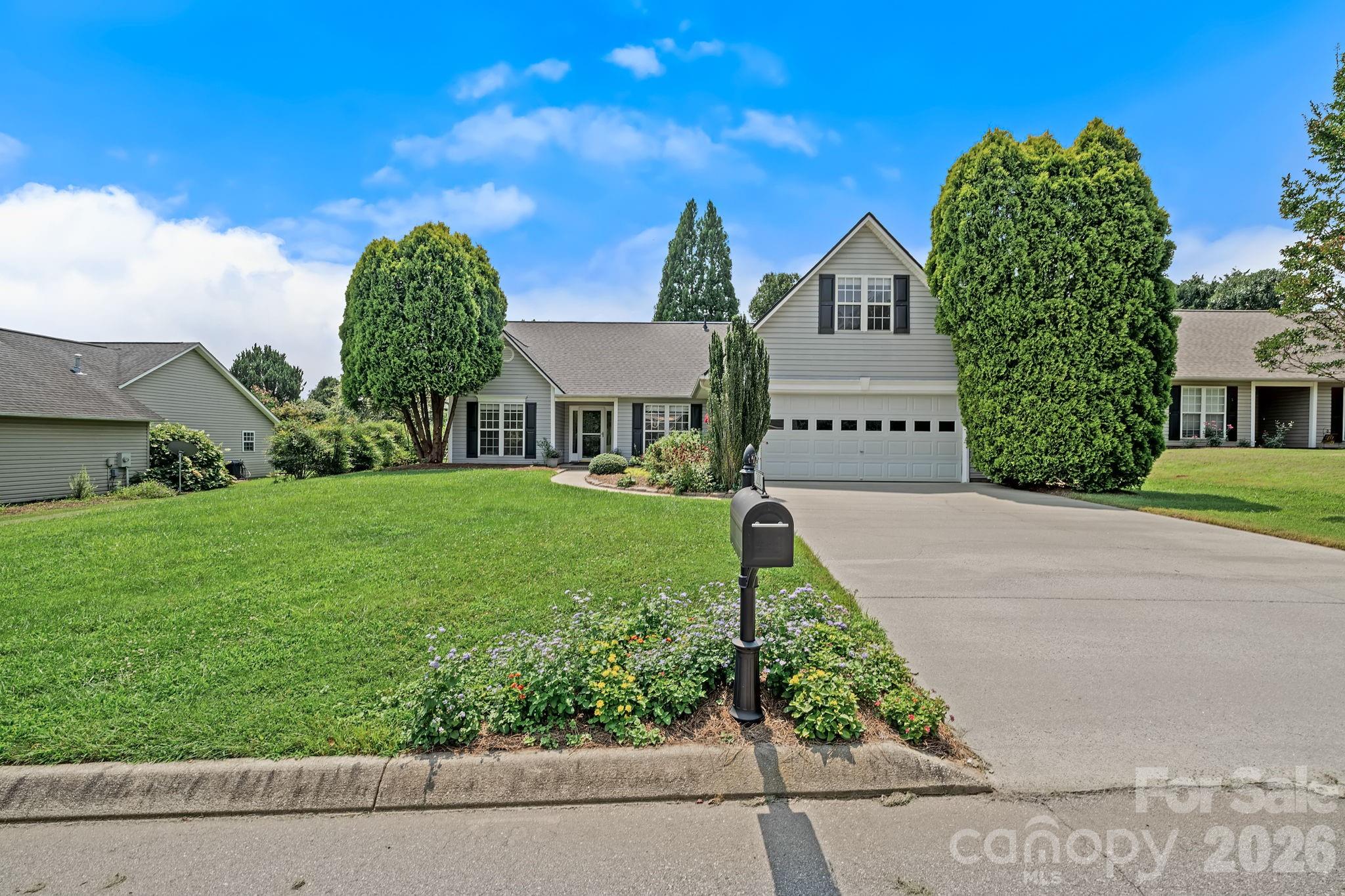 Single Family Residence at 200 Planters Creek Road, Fletcher, photo 36 of 39