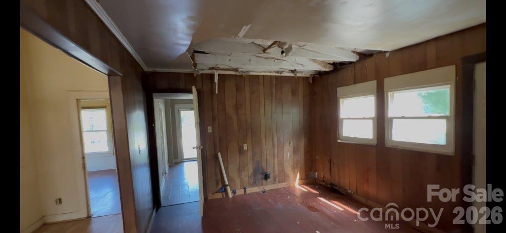 Single Family Residence at 614 Saluda Road, Chester, photo 6 of 18