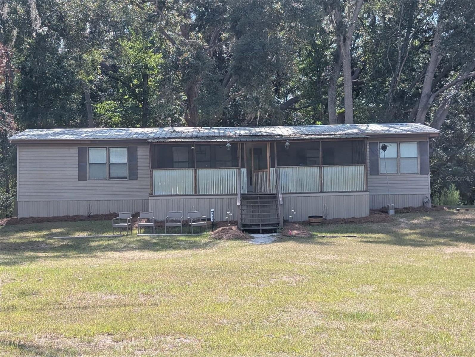 Manufactured Home at 933 NE FIR ST, PINETTA, photo 3 of 20