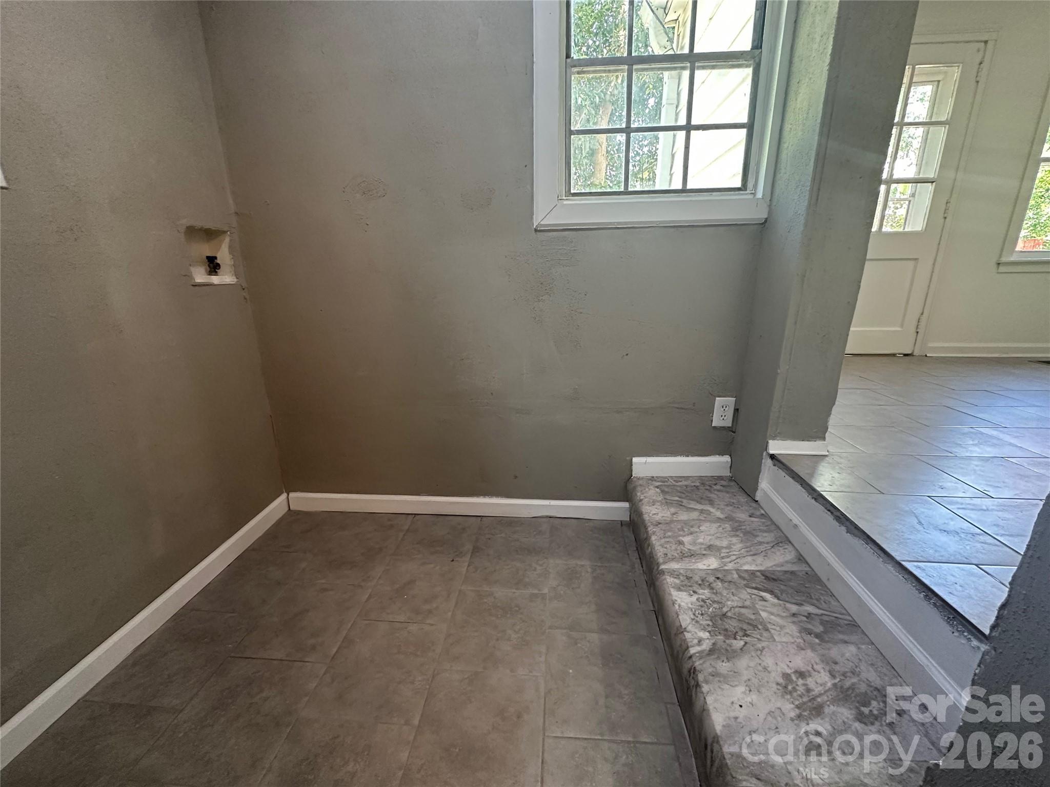 Laundry room - 1005 William Drive, Winston Salem