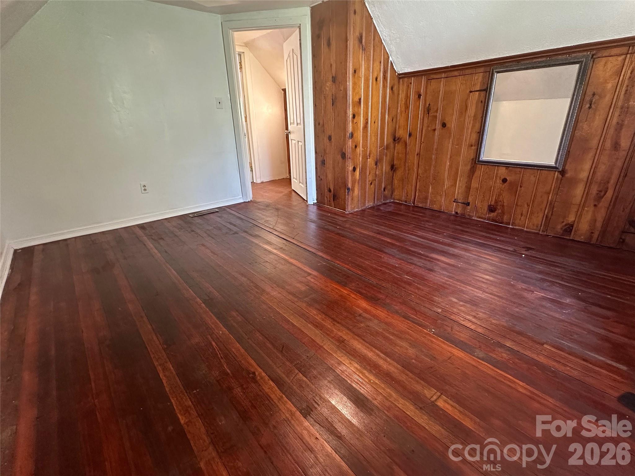 Upper bedroom - 1005 William Drive, Winston Salem