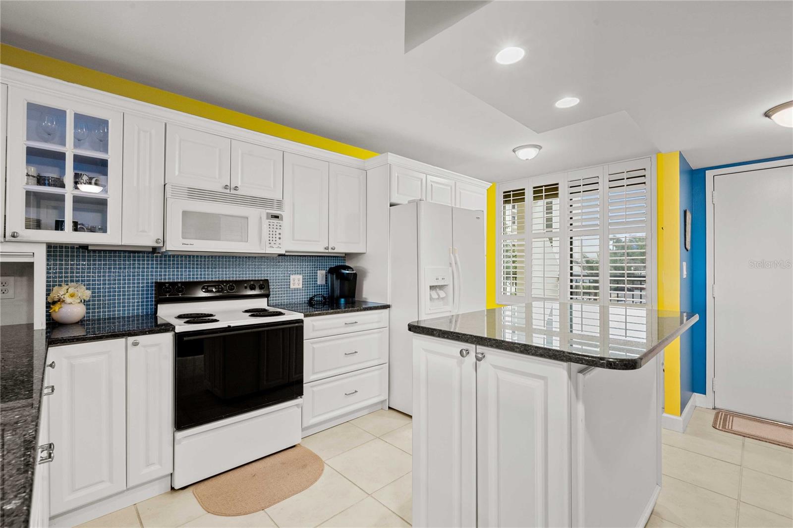 Condominium at 9525 BLIND PASS RD #206, ST PETERSBURG, photo 5 of 49