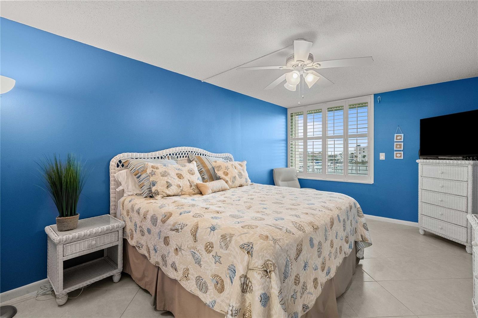 Condominium at 9525 BLIND PASS RD #206, ST PETERSBURG, photo 21 of 49