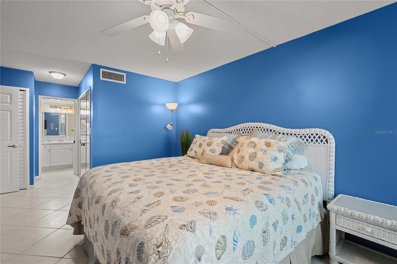 Condominium at 9525 BLIND PASS RD #206, ST PETERSBURG, photo 22 of 49