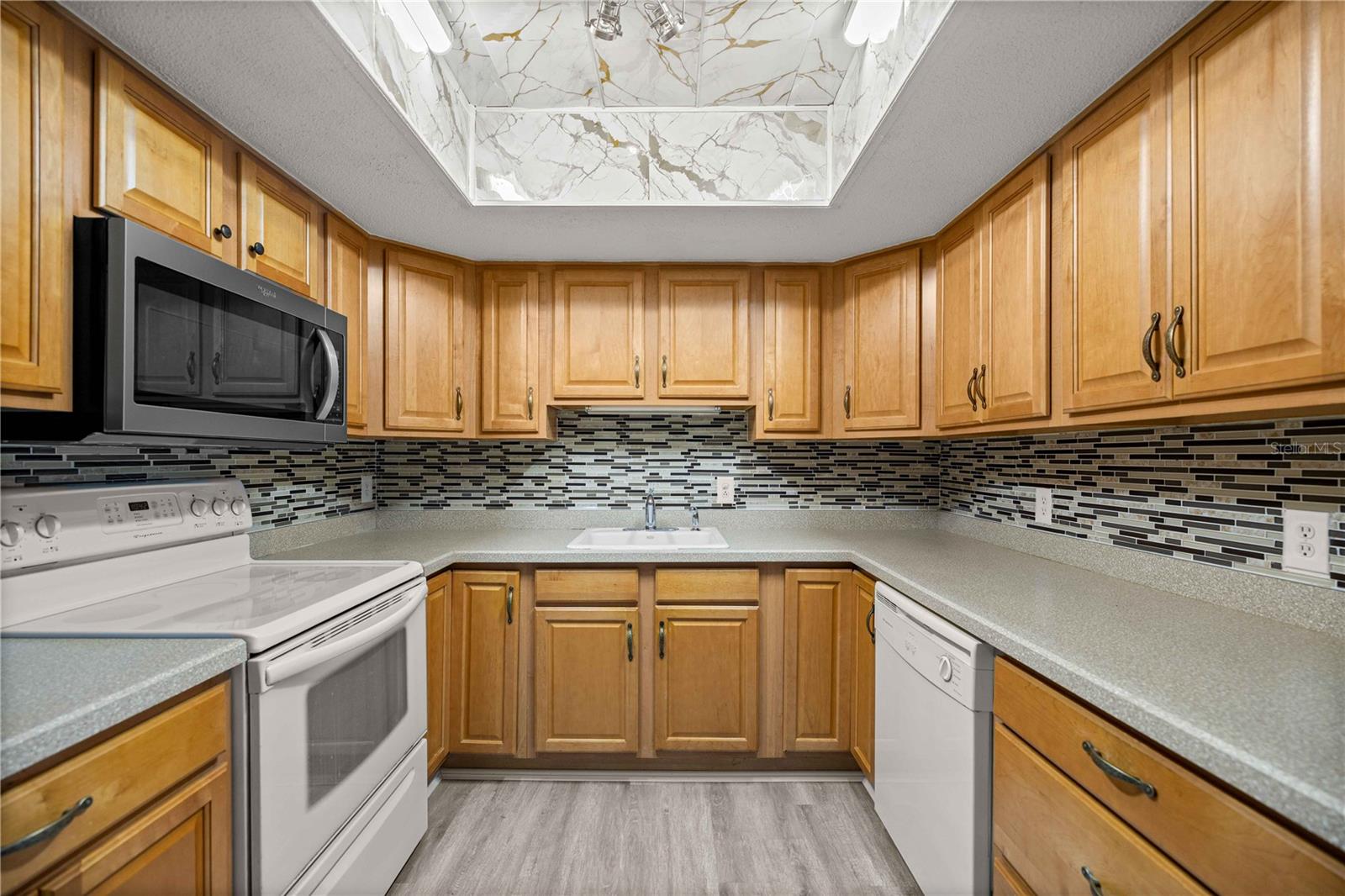 Condominium at 568 FAIRWAYS CIR #A, OCALA, photo 20 of 50