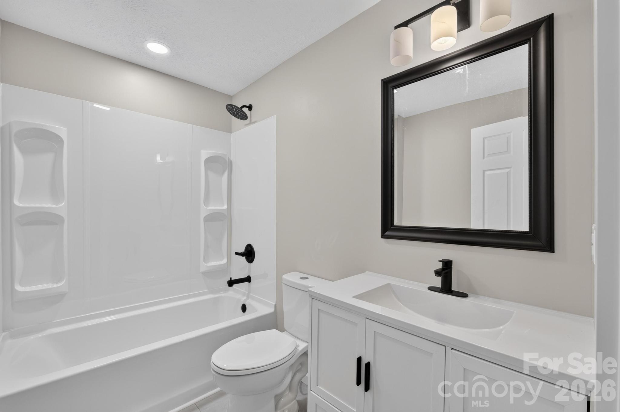 Single Family Residence at 410 Spruce Street SW, Lenoir, photo 10 of 24