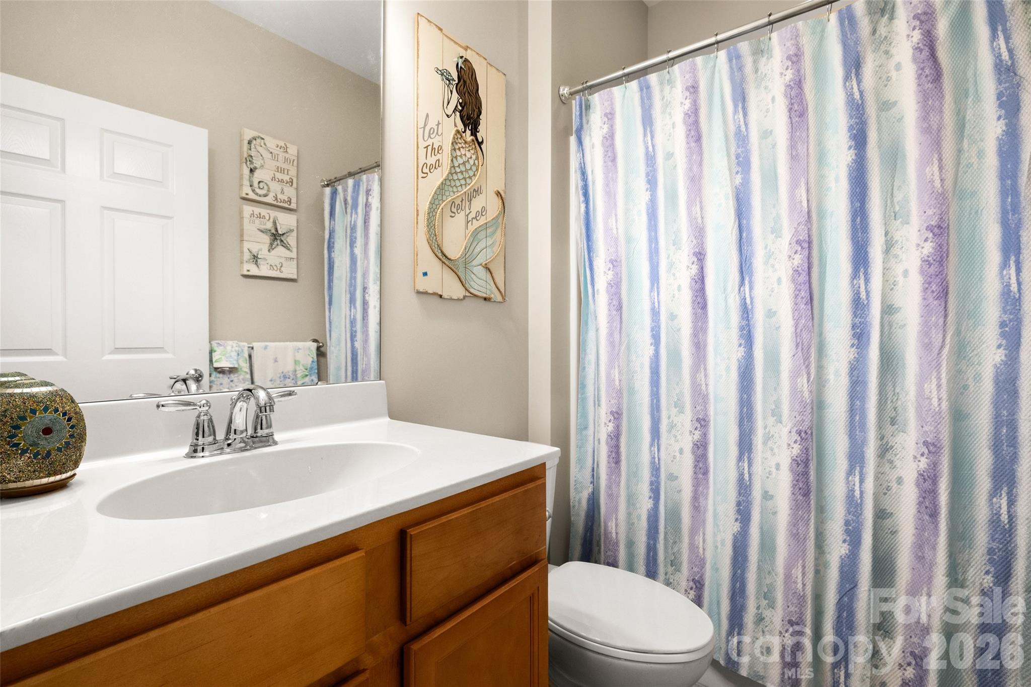 Single Family Residence at 7410 Carolina Jessamine Court, Fort Mill, photo 17 of 41