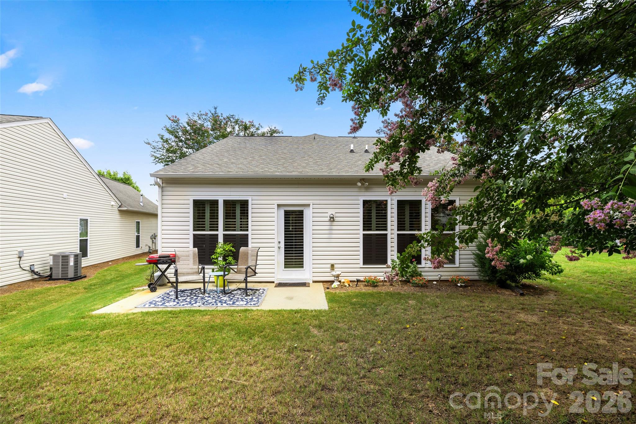 Single Family Residence at 7410 Carolina Jessamine Court, Fort Mill, photo 24 of 41