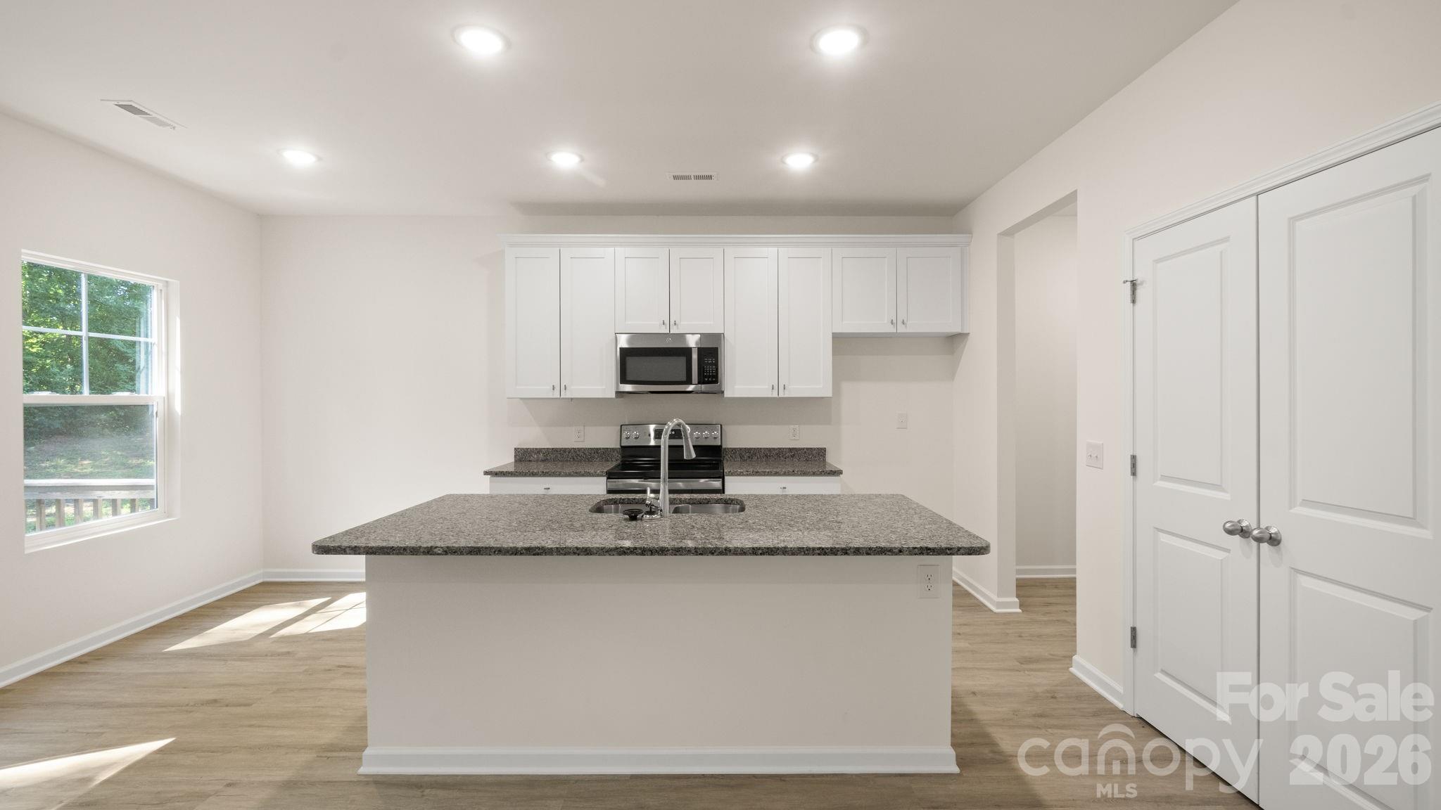 Kitchen - 4029 Rolling Creek Drive, Vale