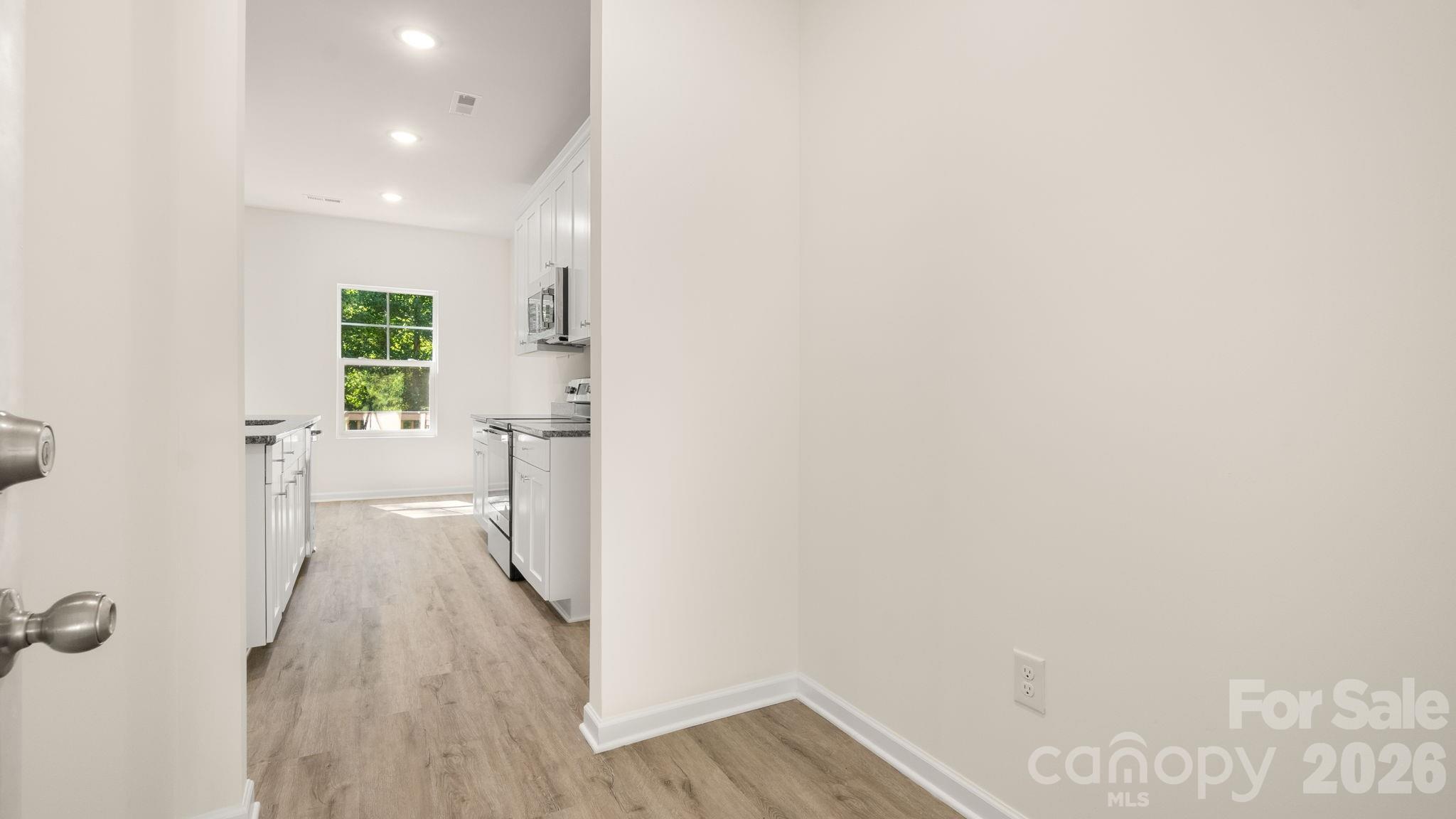 Garage entry into kitchen - 4029 Rolling Creek Drive, Vale