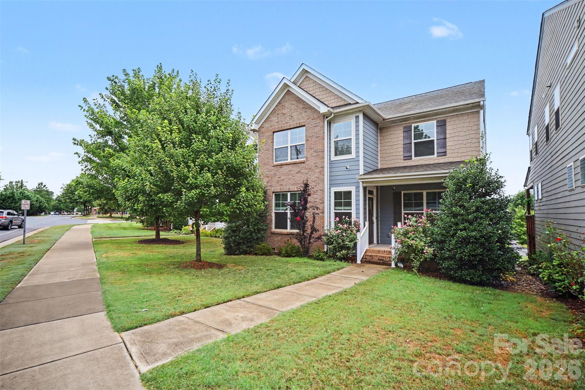 Single Family Residence at 113 Stowe Road, Belmont, photo 3 of 42