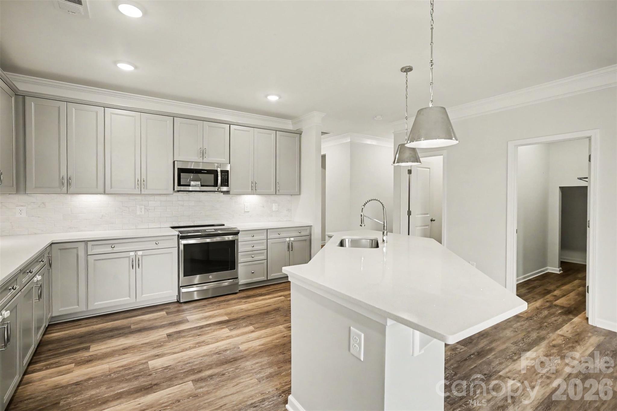 Single Family Residence at 113 Stowe Road, Belmont, photo 13 of 42