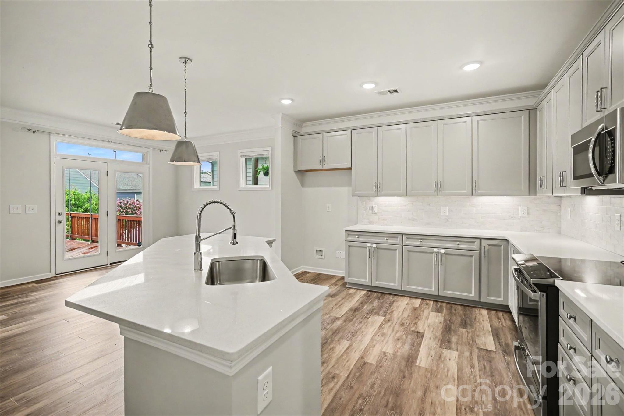 Single Family Residence at 113 Stowe Road, Belmont, photo 14 of 42