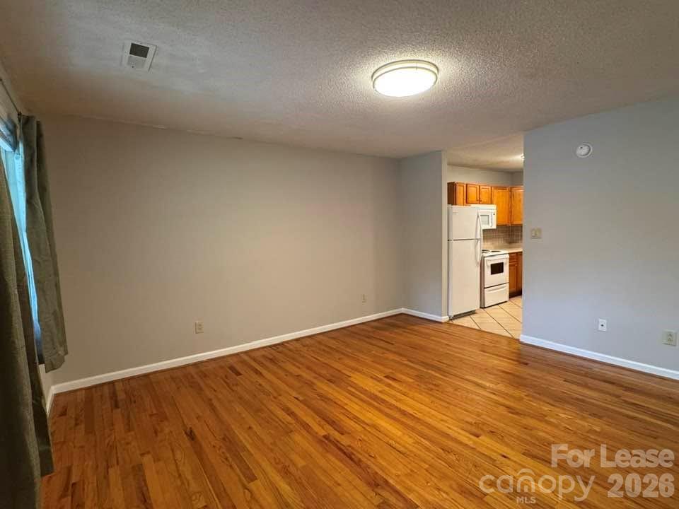 Apartment at 411 Ludwick Avenue, Salisbury, photo 7 of 16
